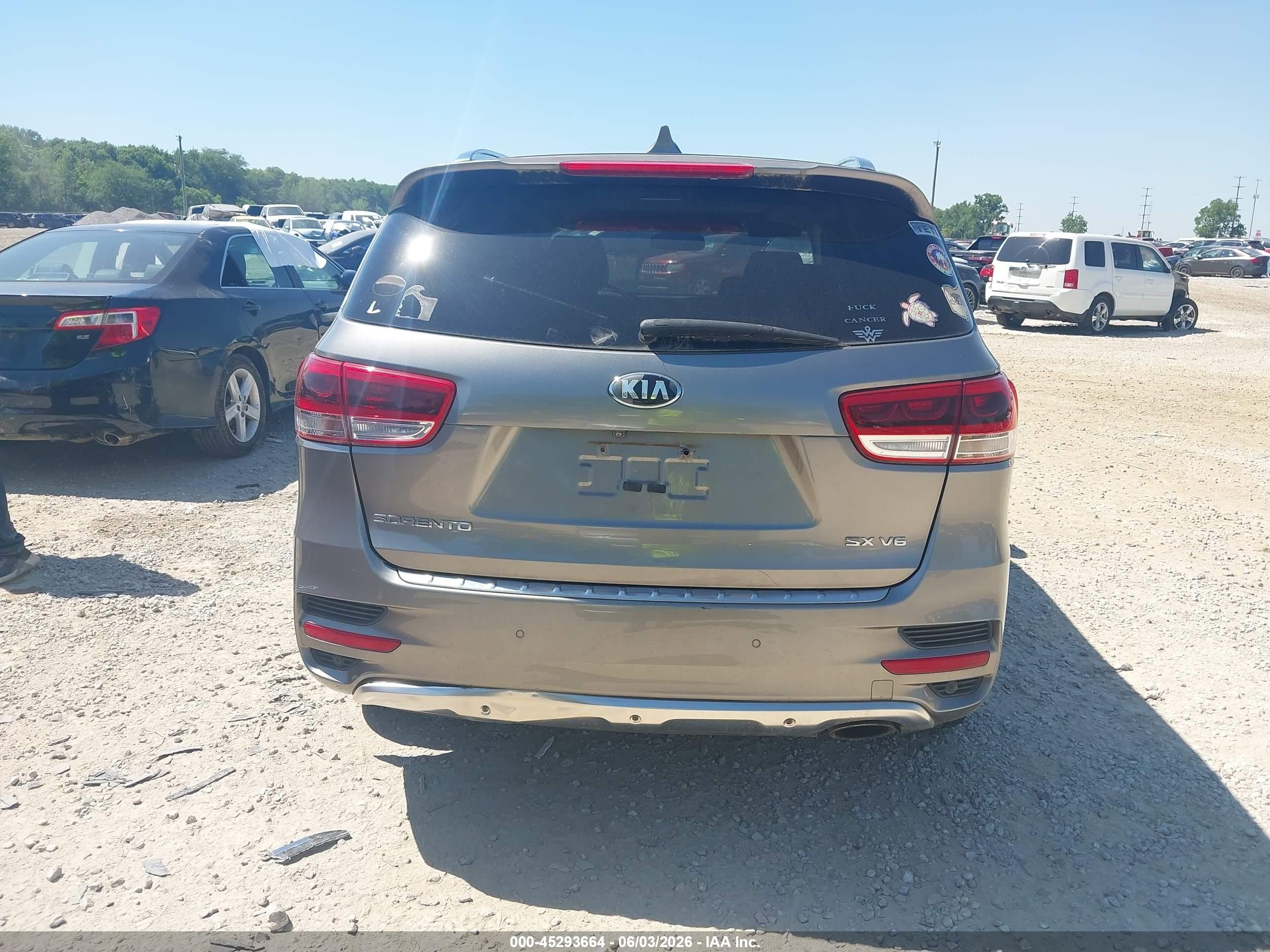 2016 Kia Sorento 3.3l Sx Silver vin: 5XYPKDA51GG099264
