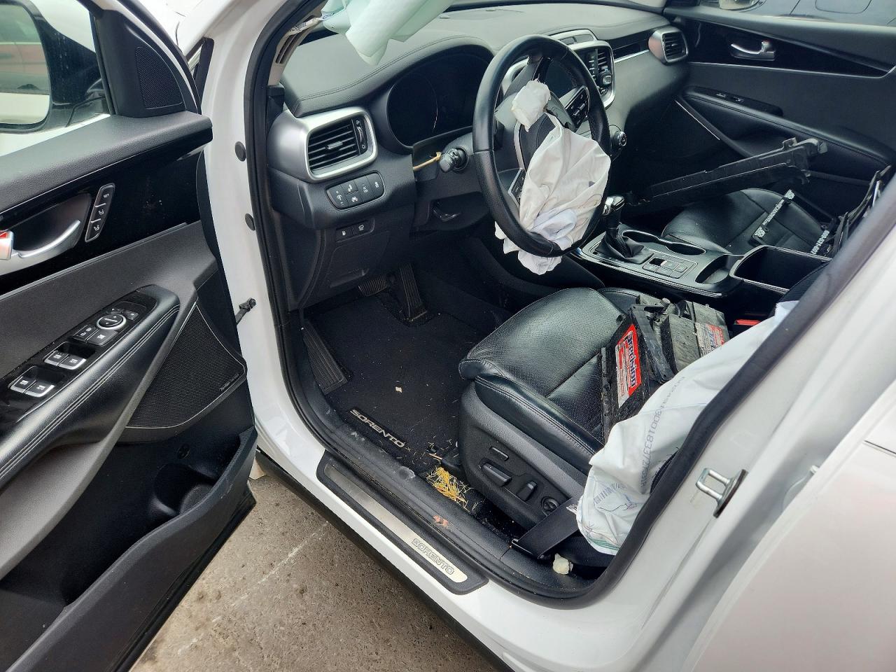 2019 Kia Sorento Sx V6 White vin: 5XYPKDA52KG542580