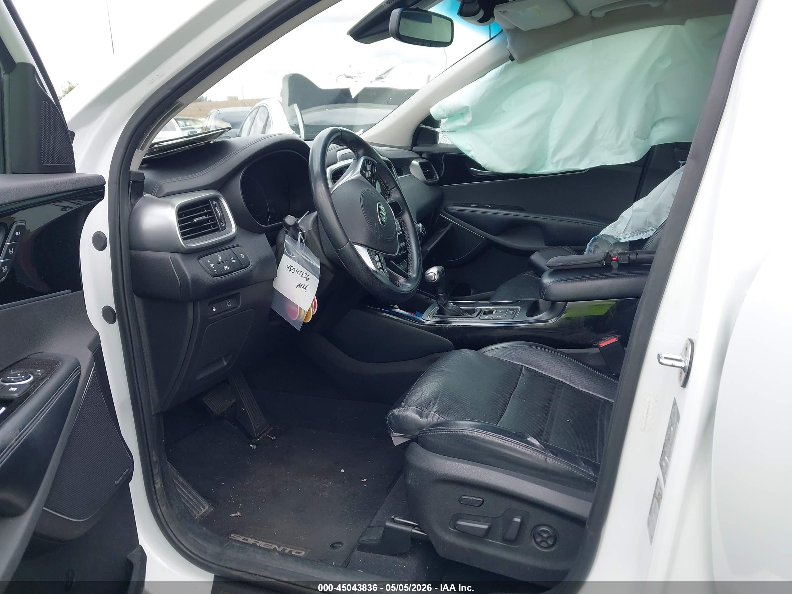 2019 Kia Sorento 3.3l Sx White vin: 5XYPKDA53KG467100