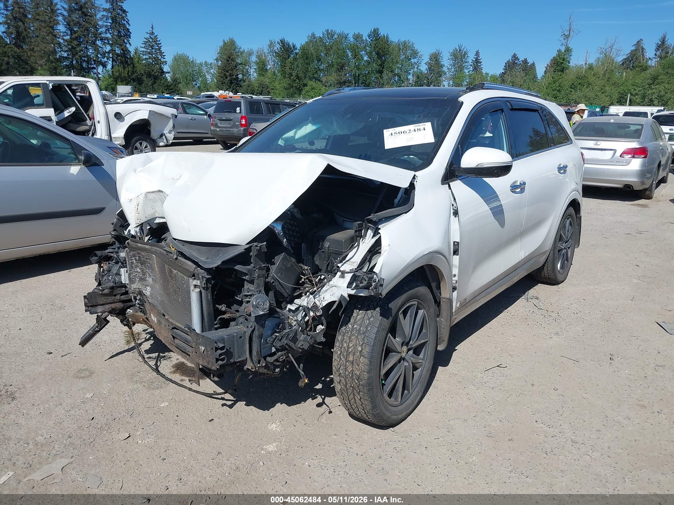 2017 Kia Sorento 3.3l Sxl Белый vin: 5XYPKDA56HG205726