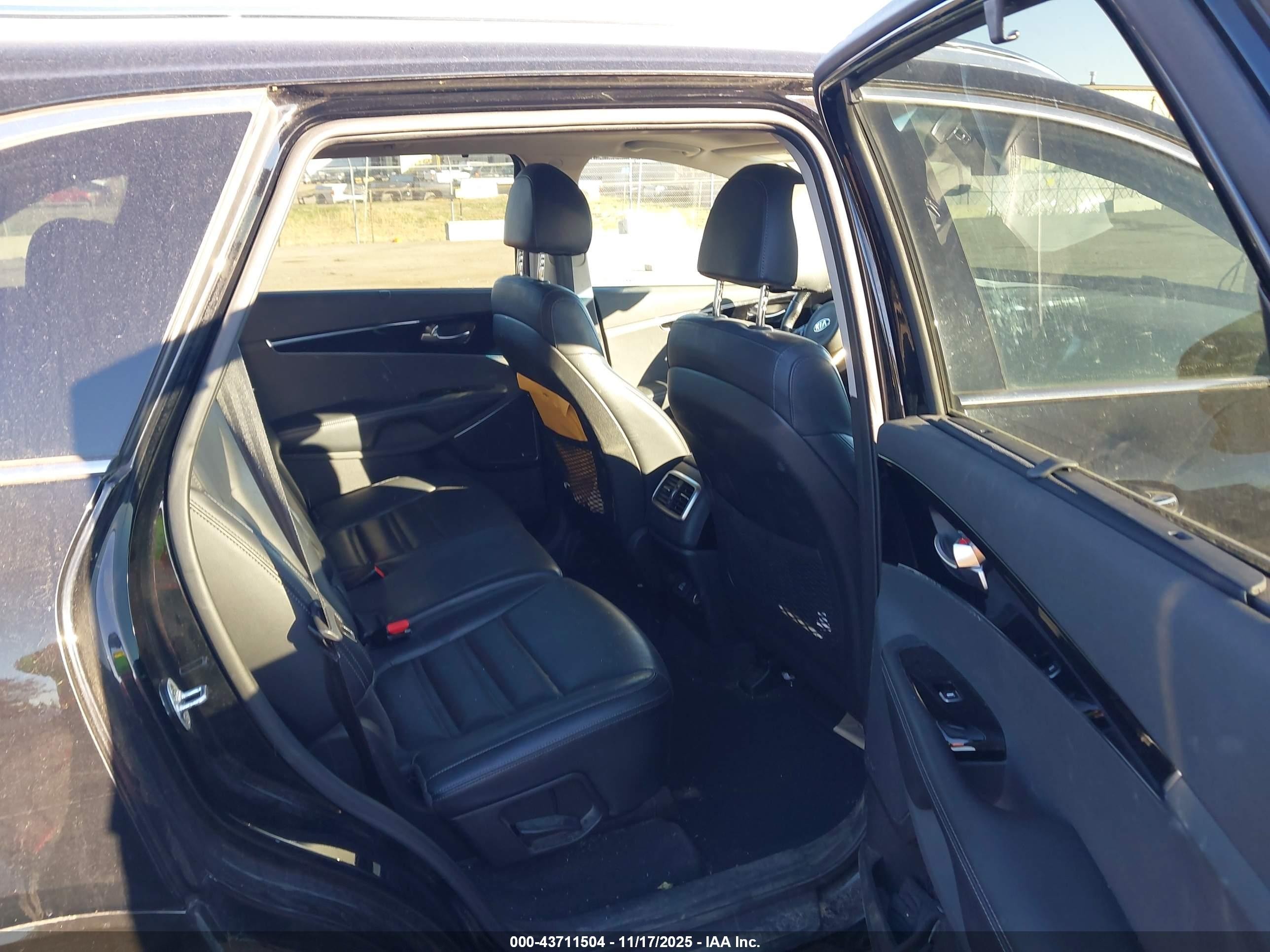 2018 Kia Sorento 3.3l Sx Black vin: 5XYPKDA58JG384387