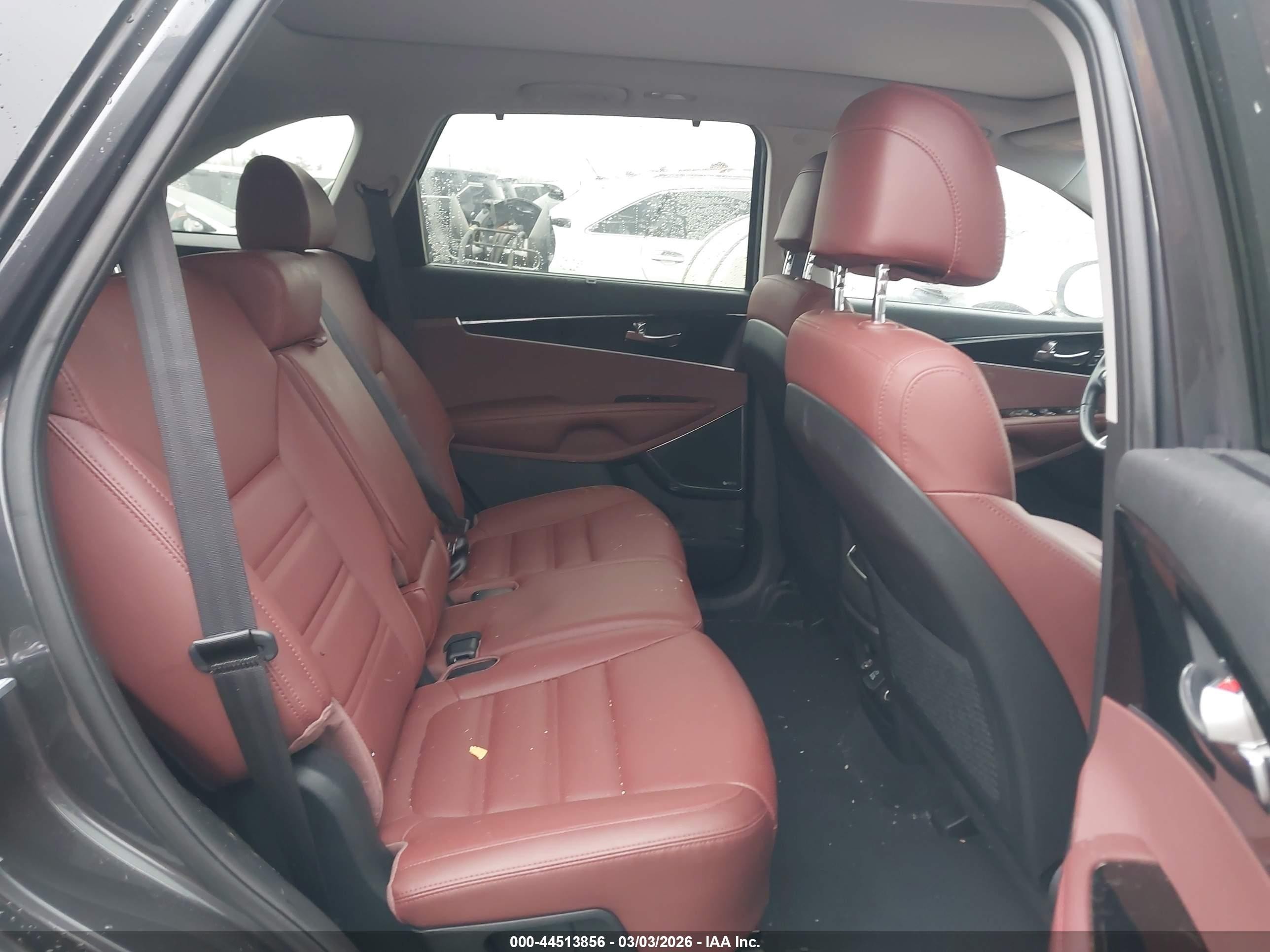 2017 Kia Sorento 3.3l Sx Серый vin: 5XYPKDA5XHG256954