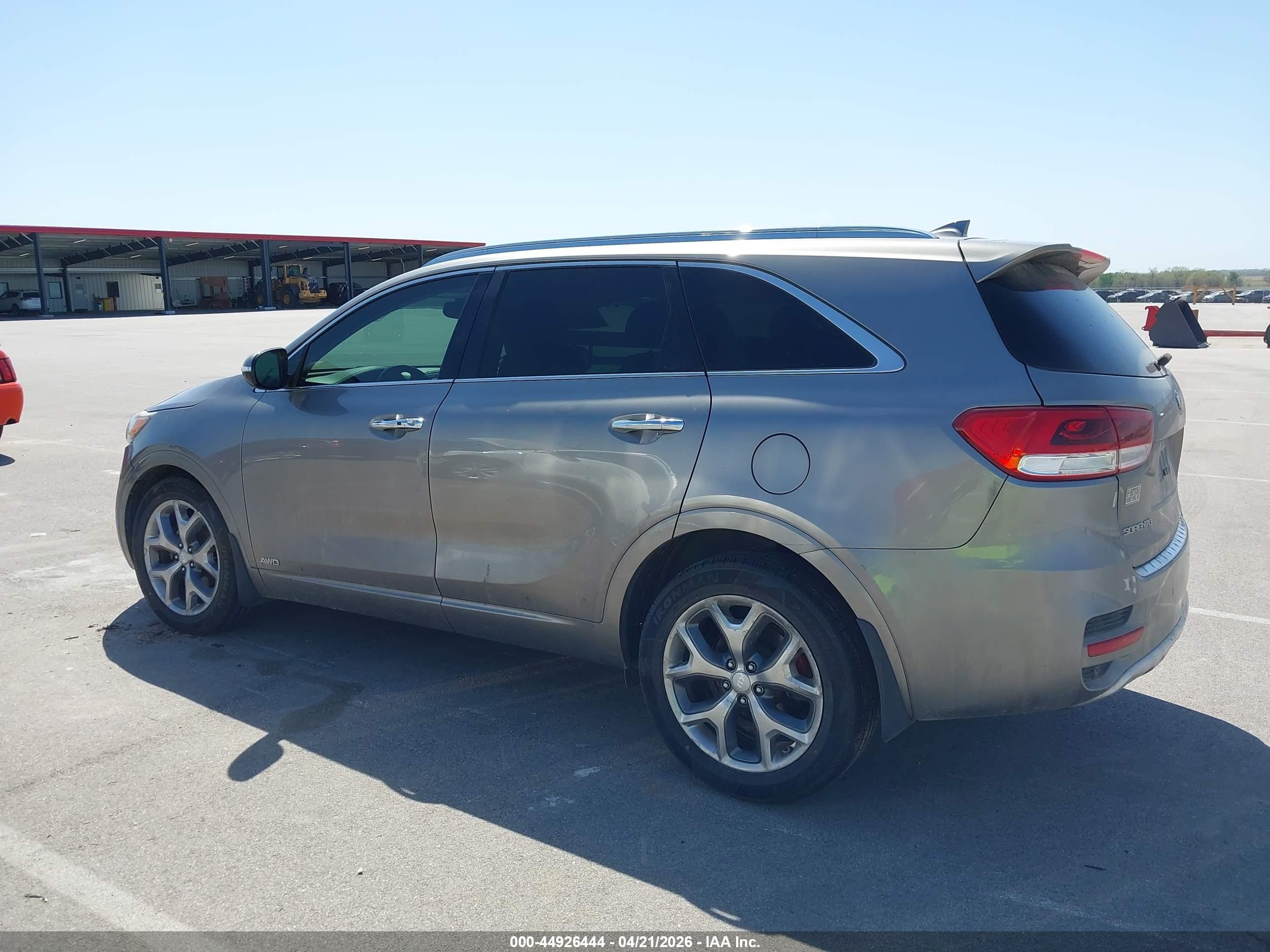 2017 Kia Sorento 3.3l Sx Серый vin: 5XYPKDA5XHG274483