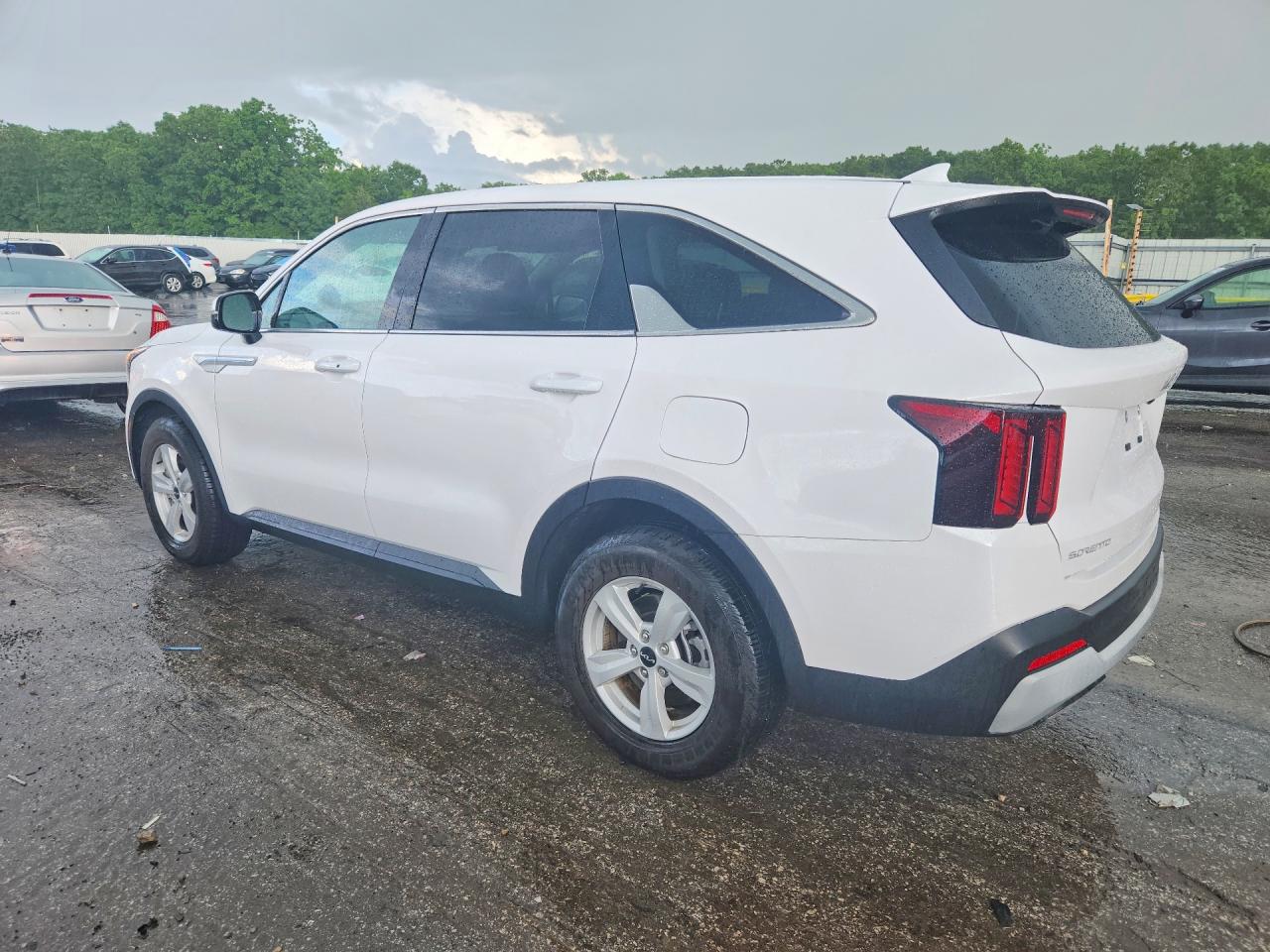2024 Kia Sorento Lx White vin: 5XYRG4JC7RG262964