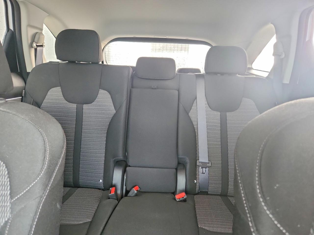 2024 Kia Sorento Lx White vin: 5XYRG4JC7RG262964