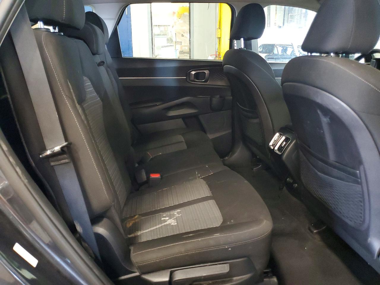 2022 Kia Sorento Lx Gray vin: 5XYRG4LC4NG100961