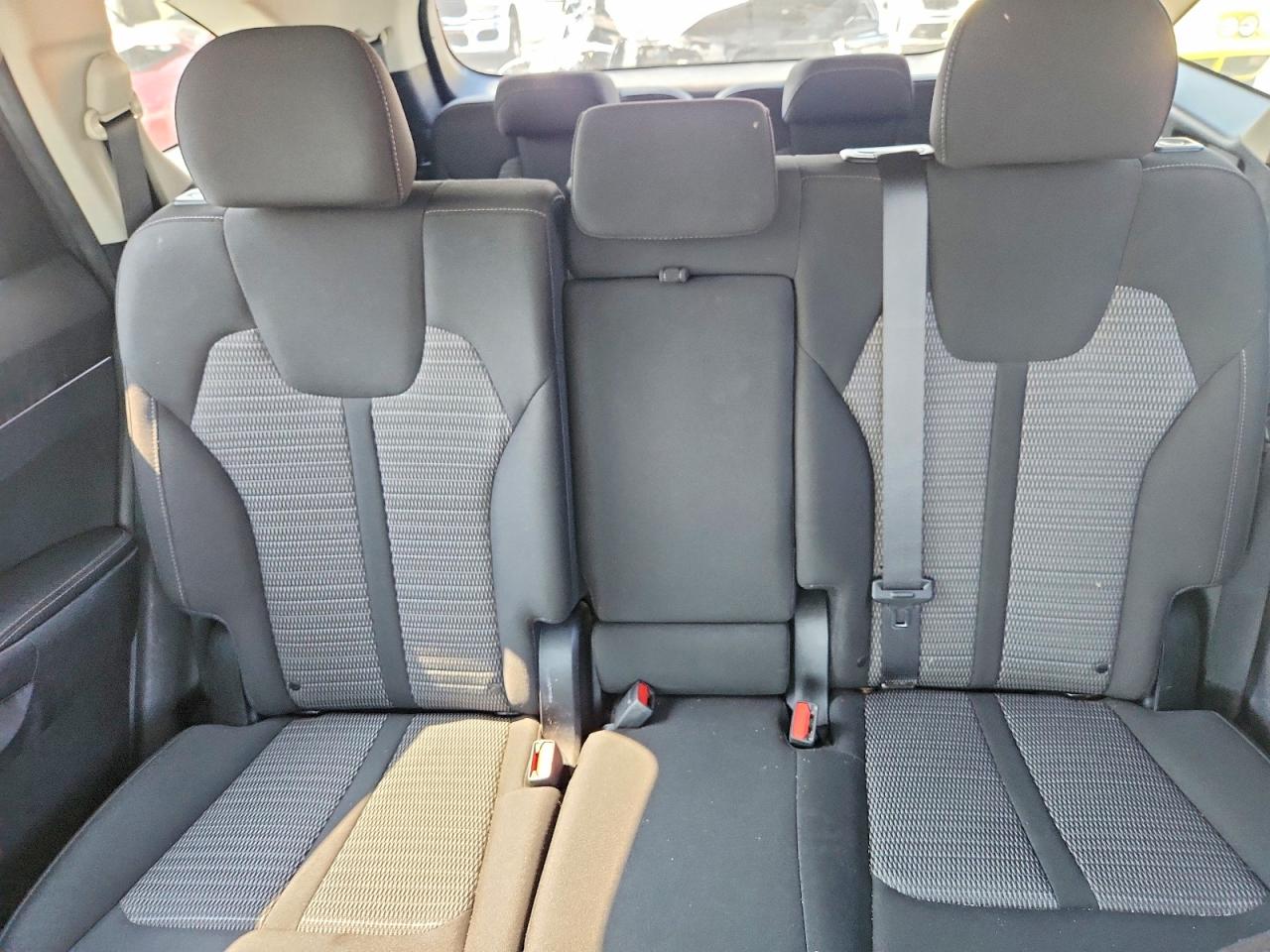 2022 Kia Sorento Lx Gray vin: 5XYRG4LC4NG149089