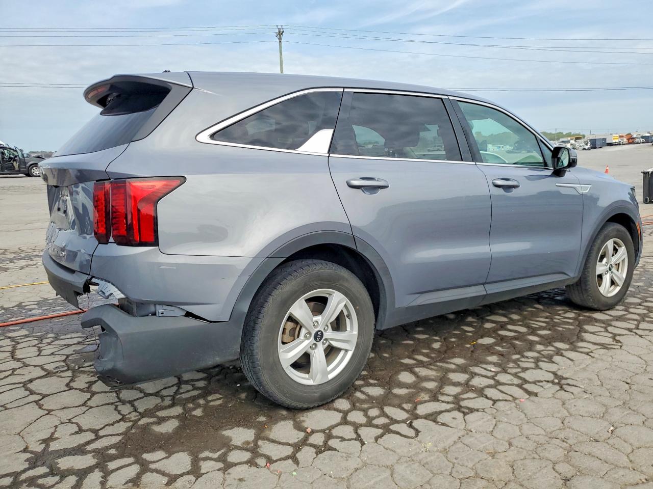 2021 Kia Sorento Lx Gray vin: 5XYRG4LC6MG021791