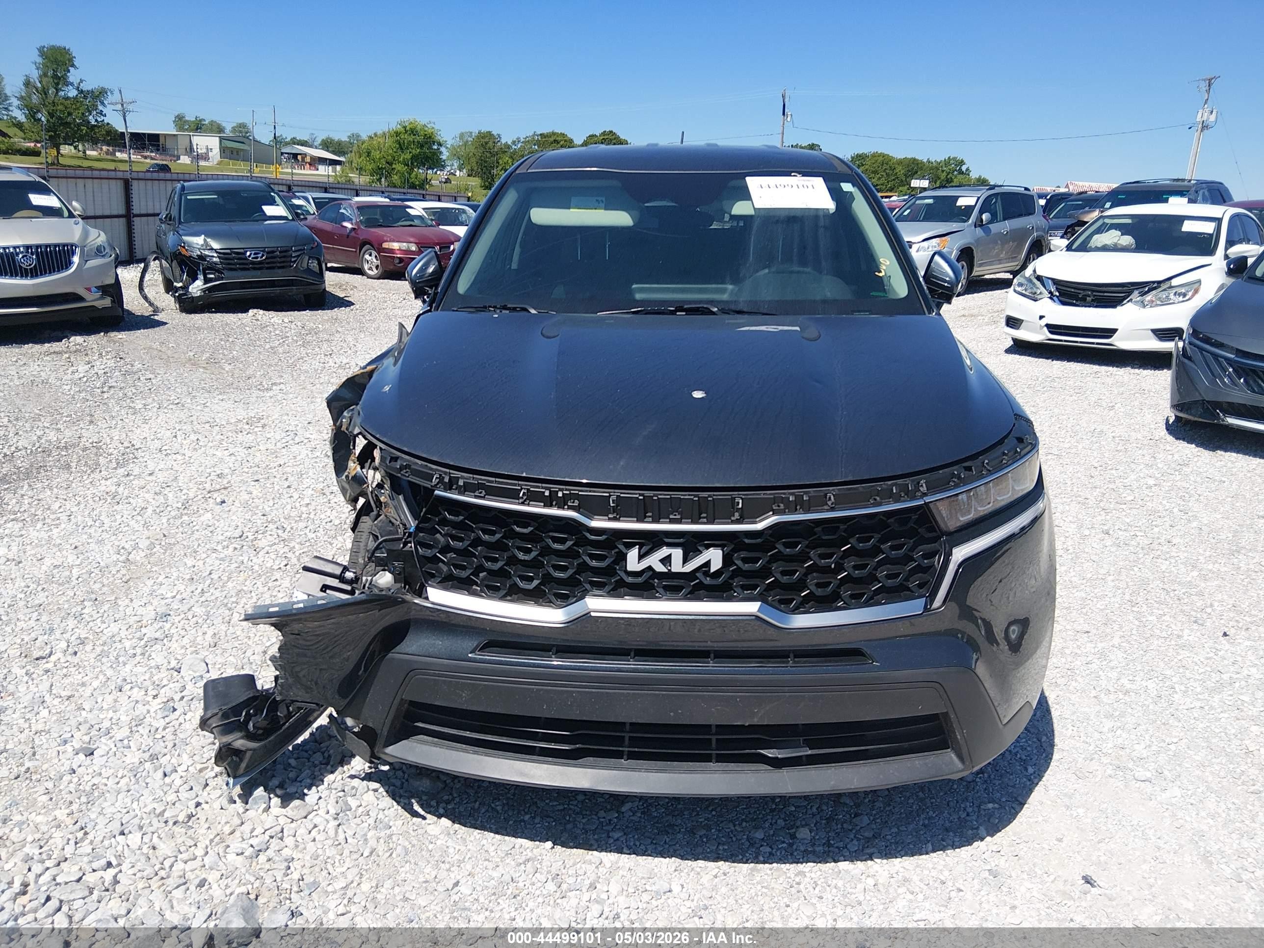 2022 Kia Sorento Lx Gray vin: 5XYRG4LC9NG137021