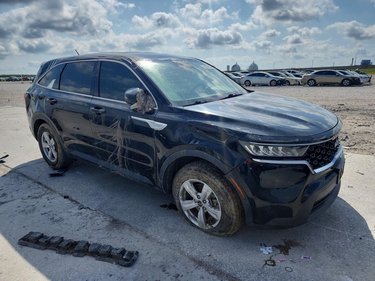 2022 Kia Sorento Lx Black vin: 5XYRG4LCXNG110152
