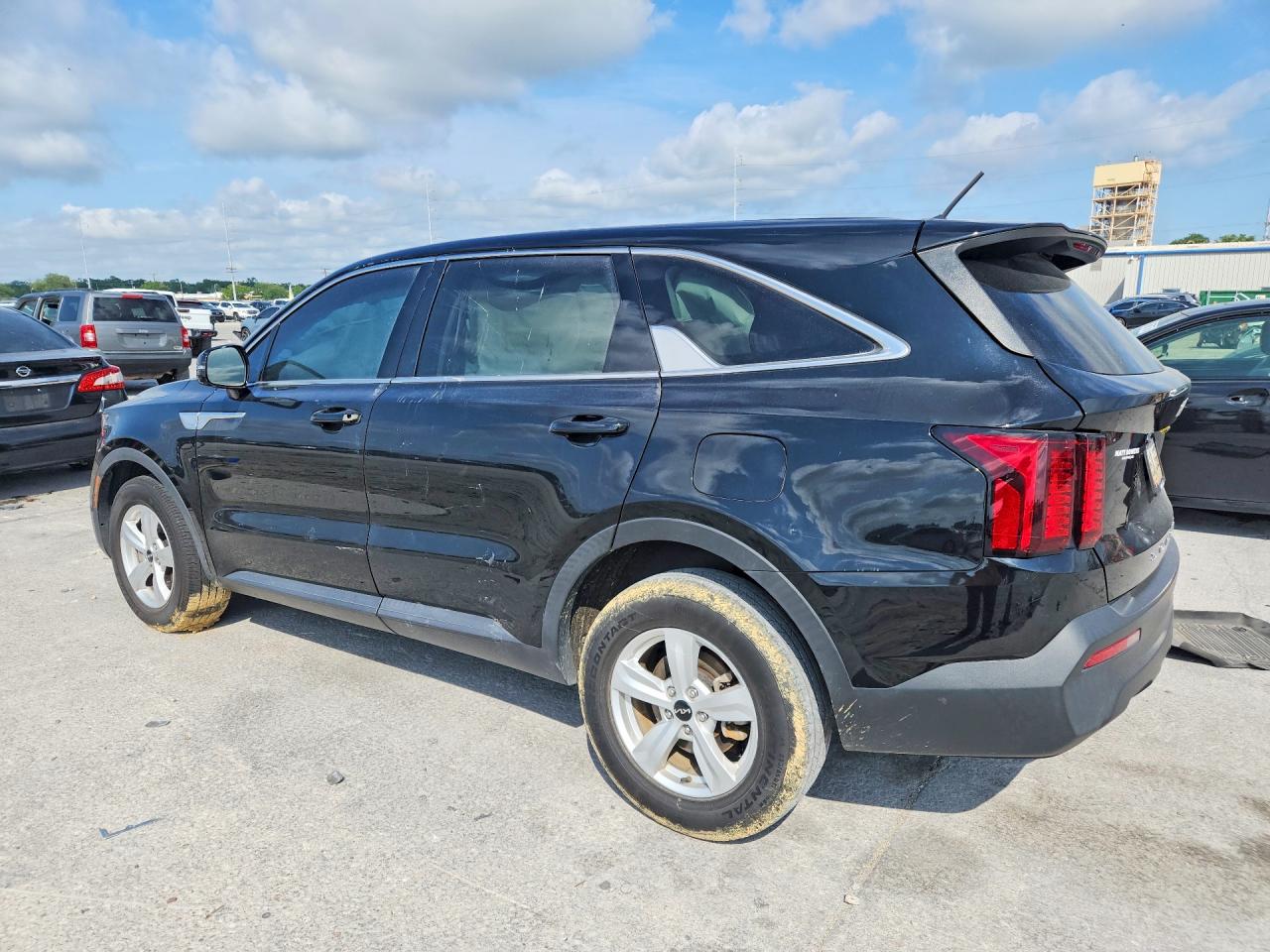 2022 Kia Sorento Lx Black vin: 5XYRG4LCXNG110152