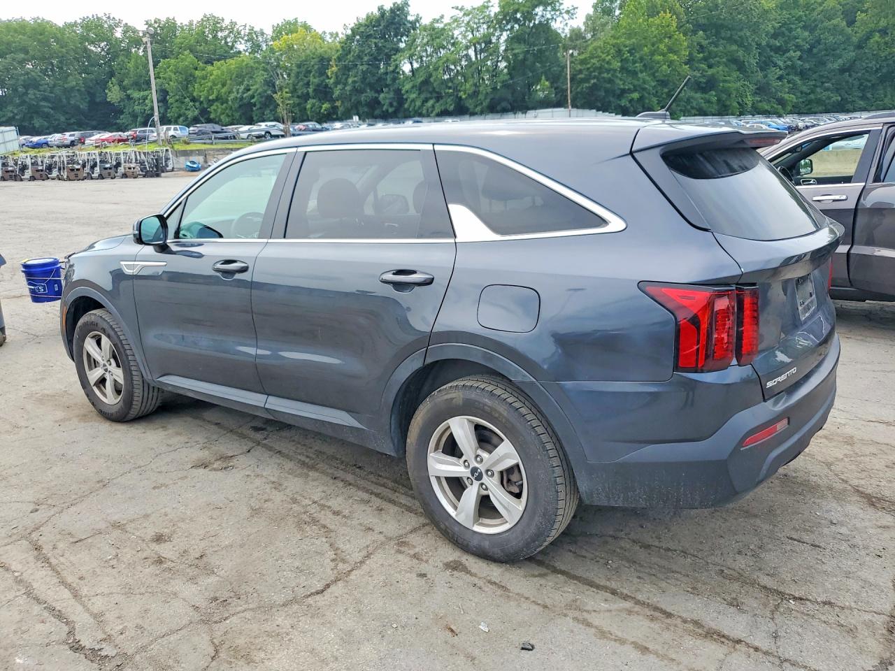 2023 Kia Sorento Lx Gray vin: 5XYRGDLC7PG184485