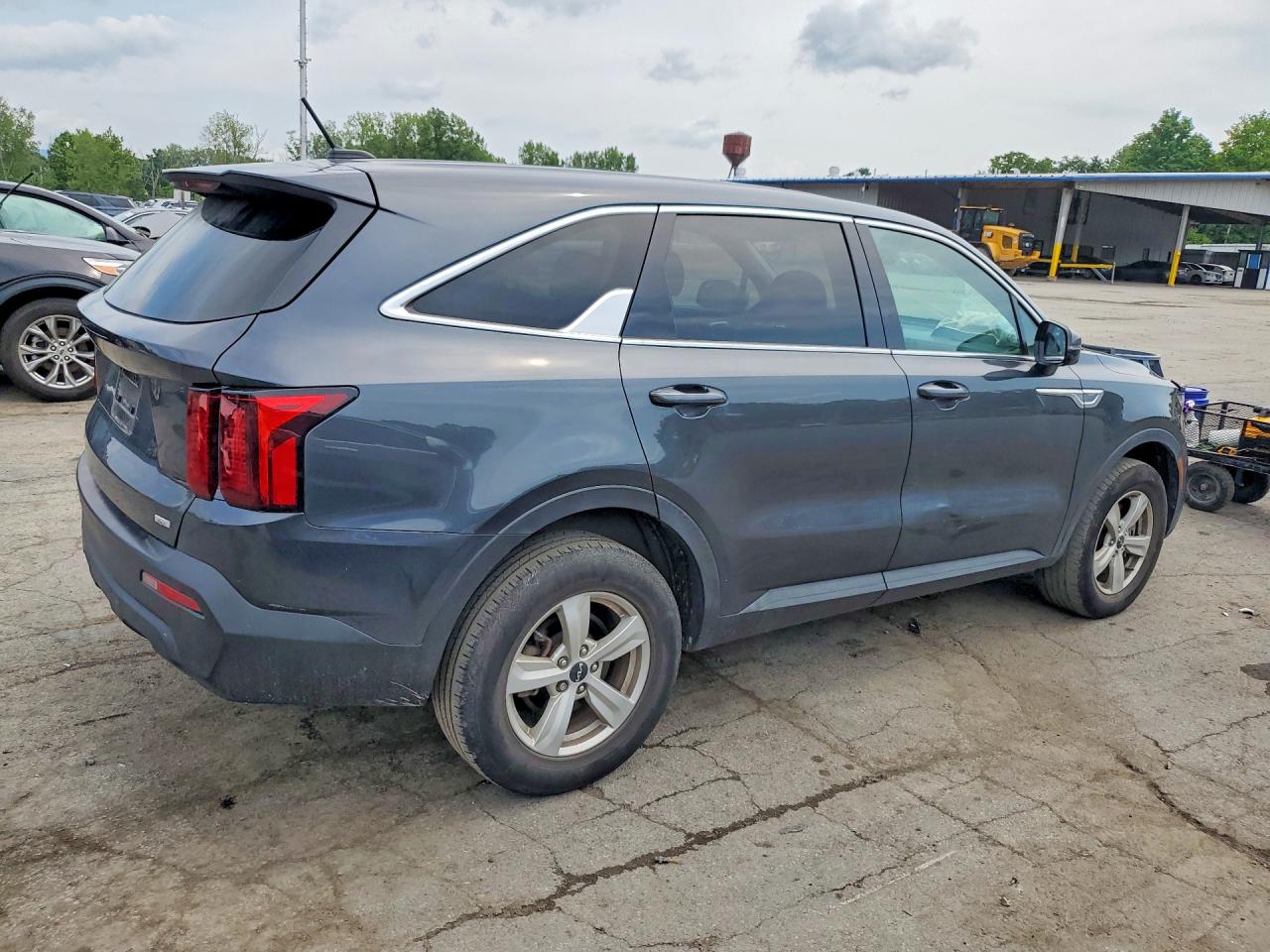 2023 Kia Sorento Lx Gray vin: 5XYRGDLC7PG184485