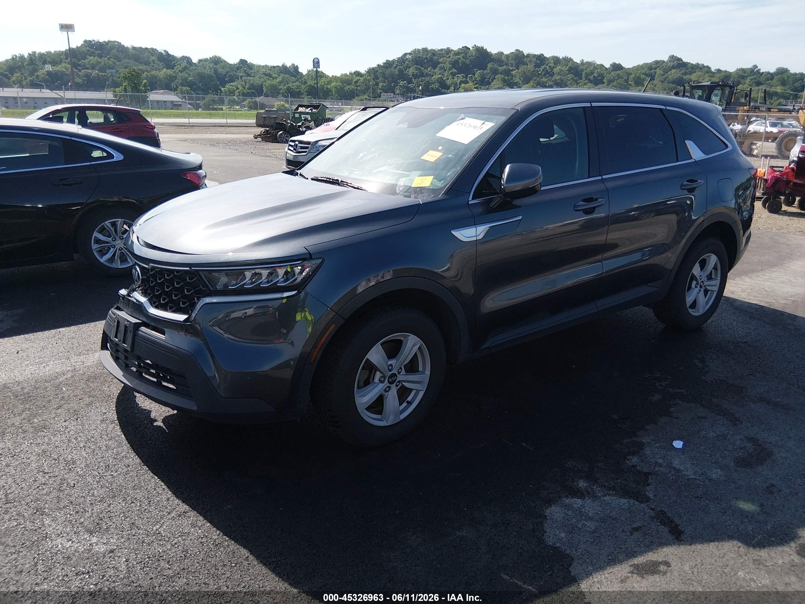 2021 Kia Sorento Lx Серый vin: 5XYRGDLC8MG034123