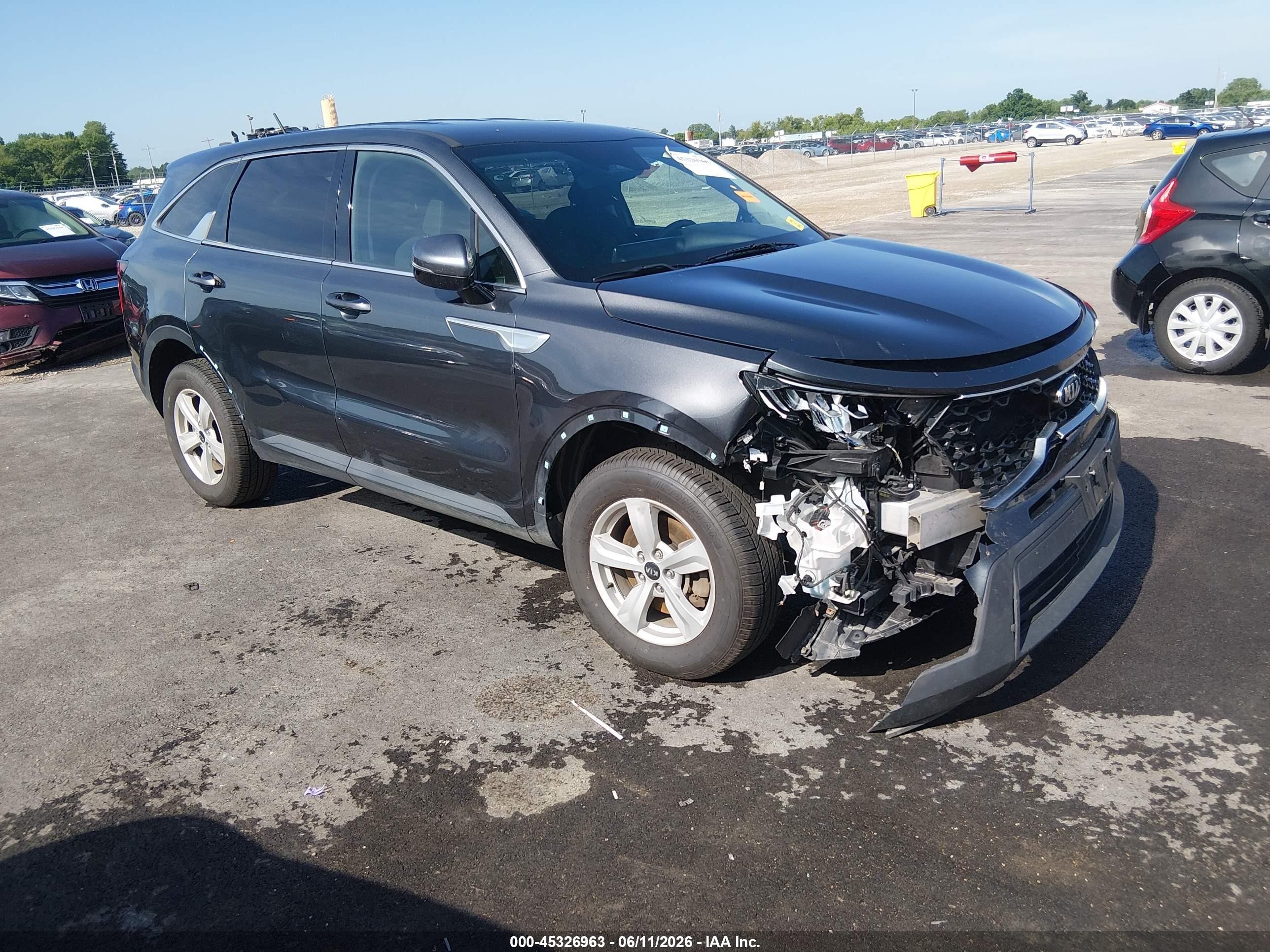 2021 Kia Sorento Lx Gray vin: 5XYRGDLC8MG034123