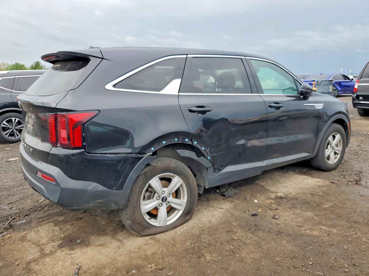 2021 Kia Sorento Lx Черный vin: 5XYRGDLC9MG017671