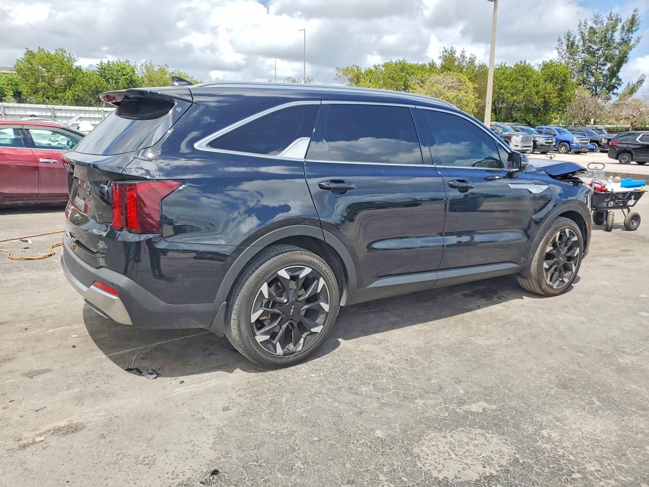 2024 Kia Sorento Ex Black vin: 5XYRH4JF2RG271563