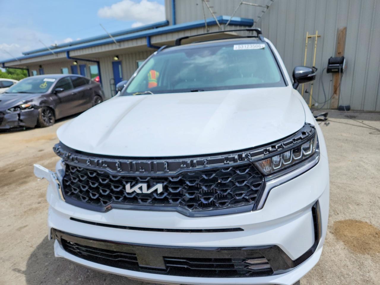 2022 Kia Sorento Ex White vin: 5XYRH4LF1NG145265