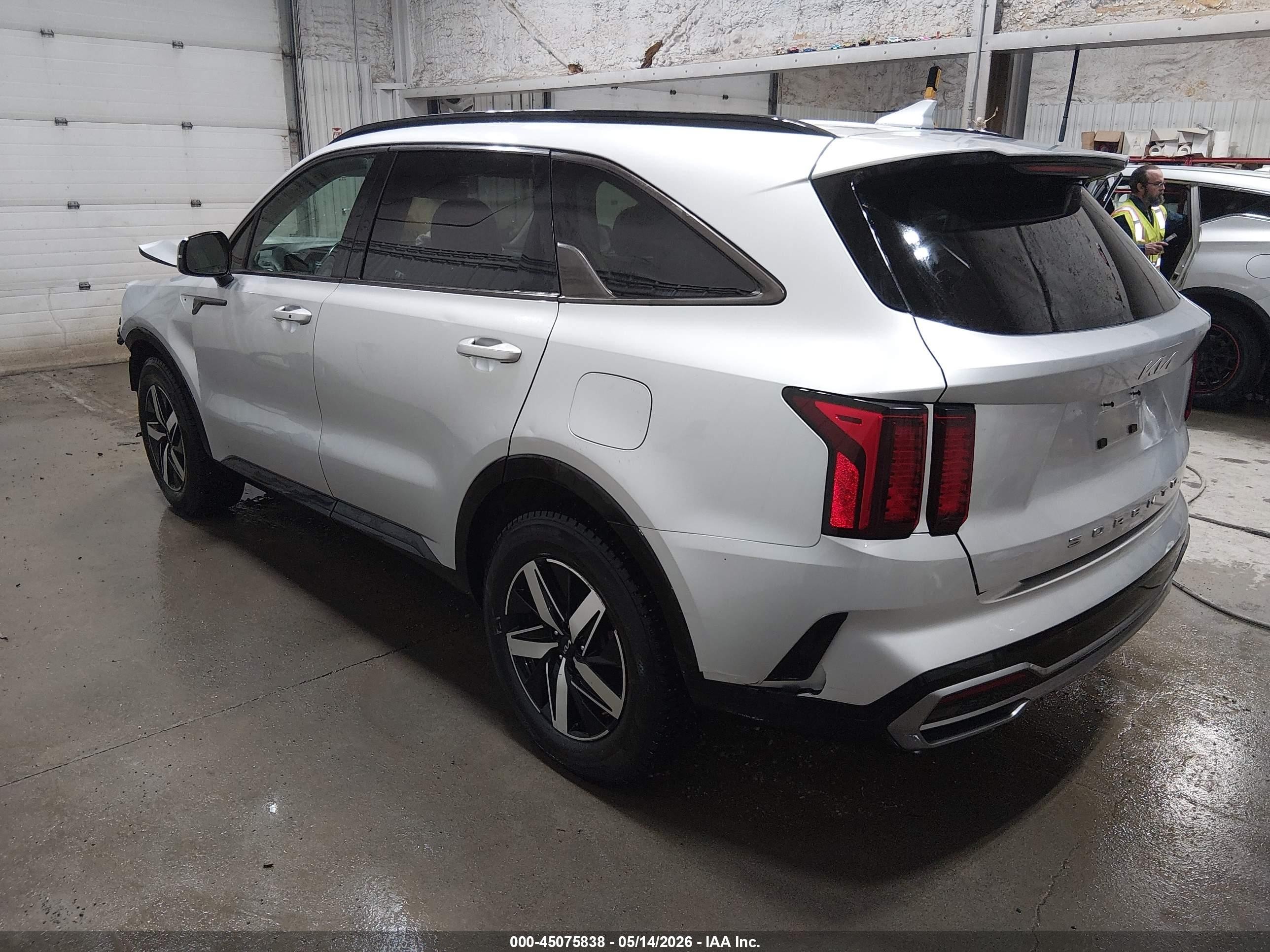 2022 Kia Sorento Ex Silver vin: 5XYRH4LF6NG091803