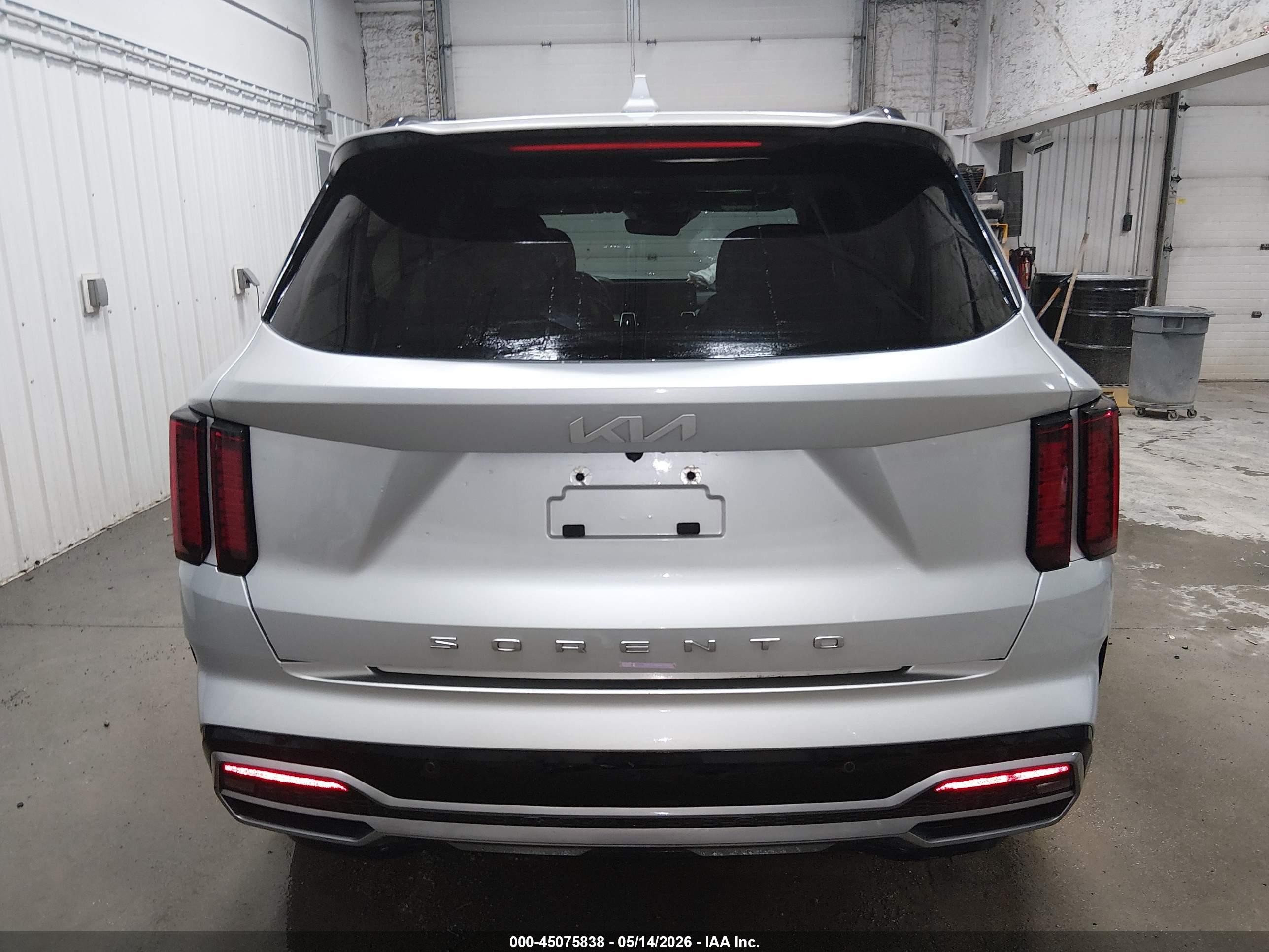 2022 Kia Sorento Ex Silver vin: 5XYRH4LF6NG091803