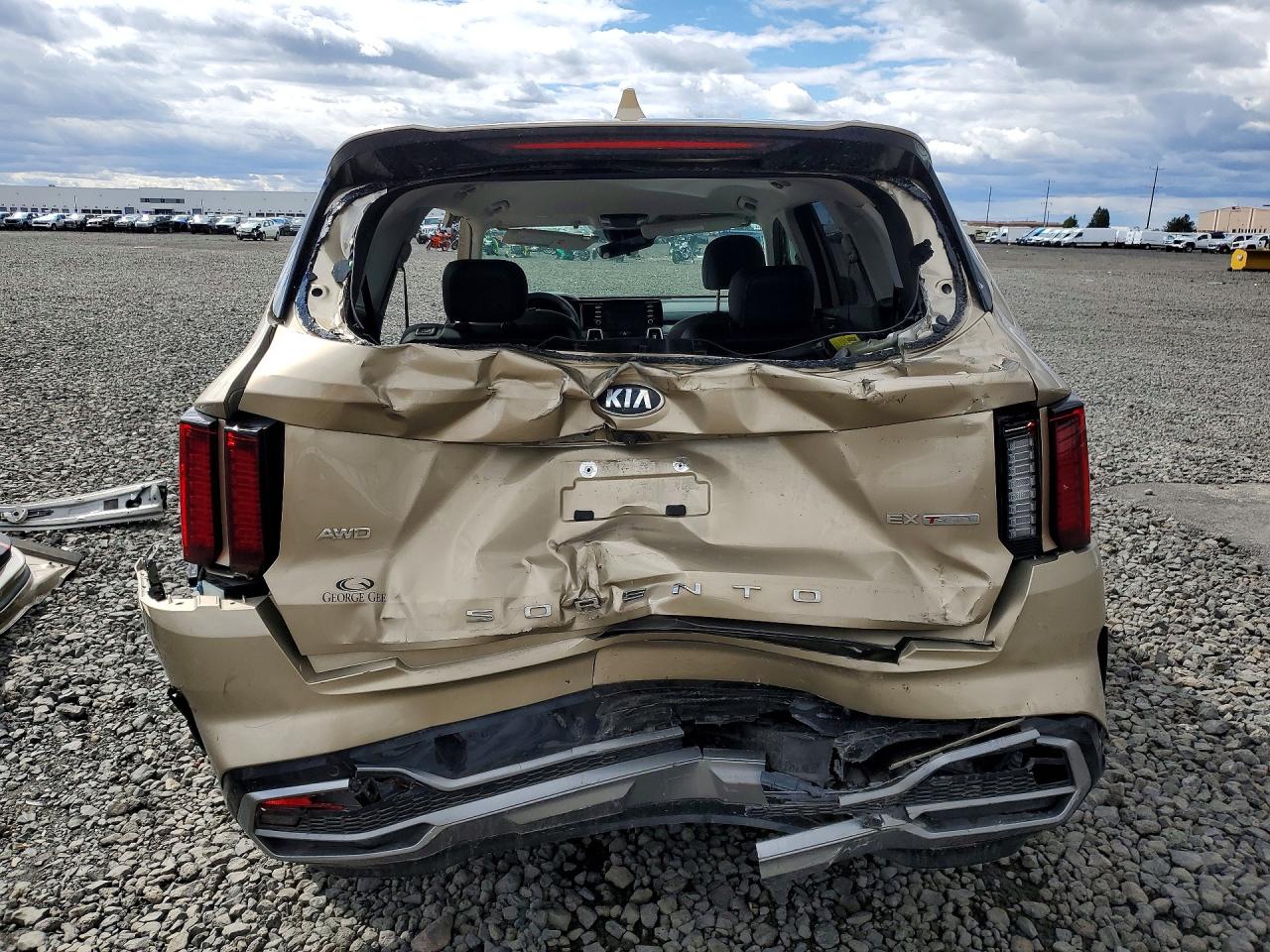 2021 Kia Sorento Ex Gold vin: 5XYRHDLF4MG059799
