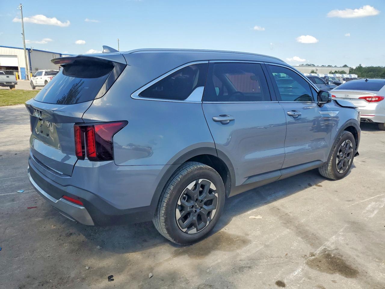 2024 Kia Sorento S Gray vin: 5XYRL4JC0RG251252