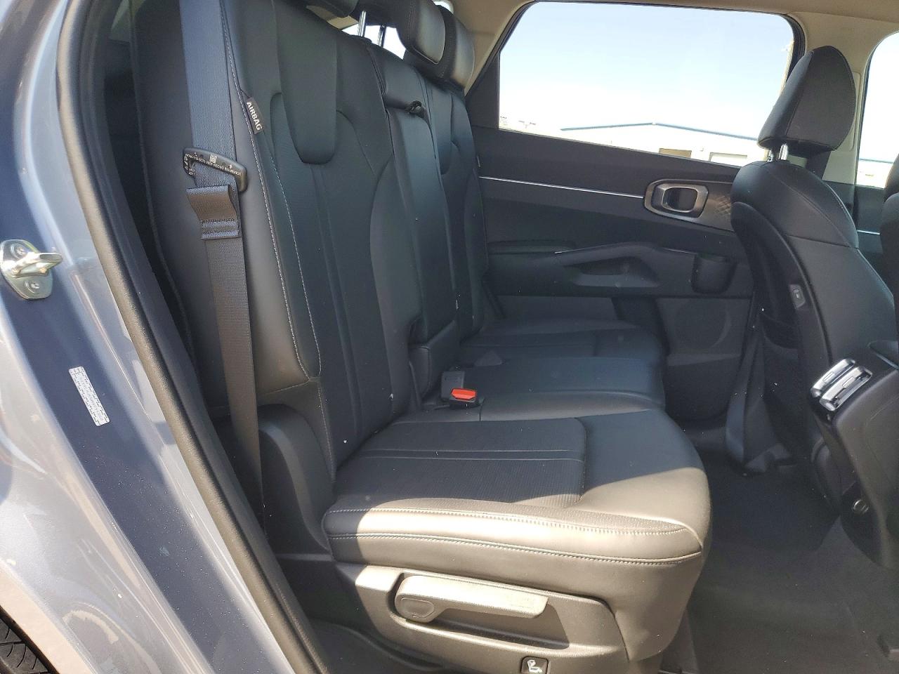 2024 Kia Sorento S Gray vin: 5XYRL4JC0RG251252