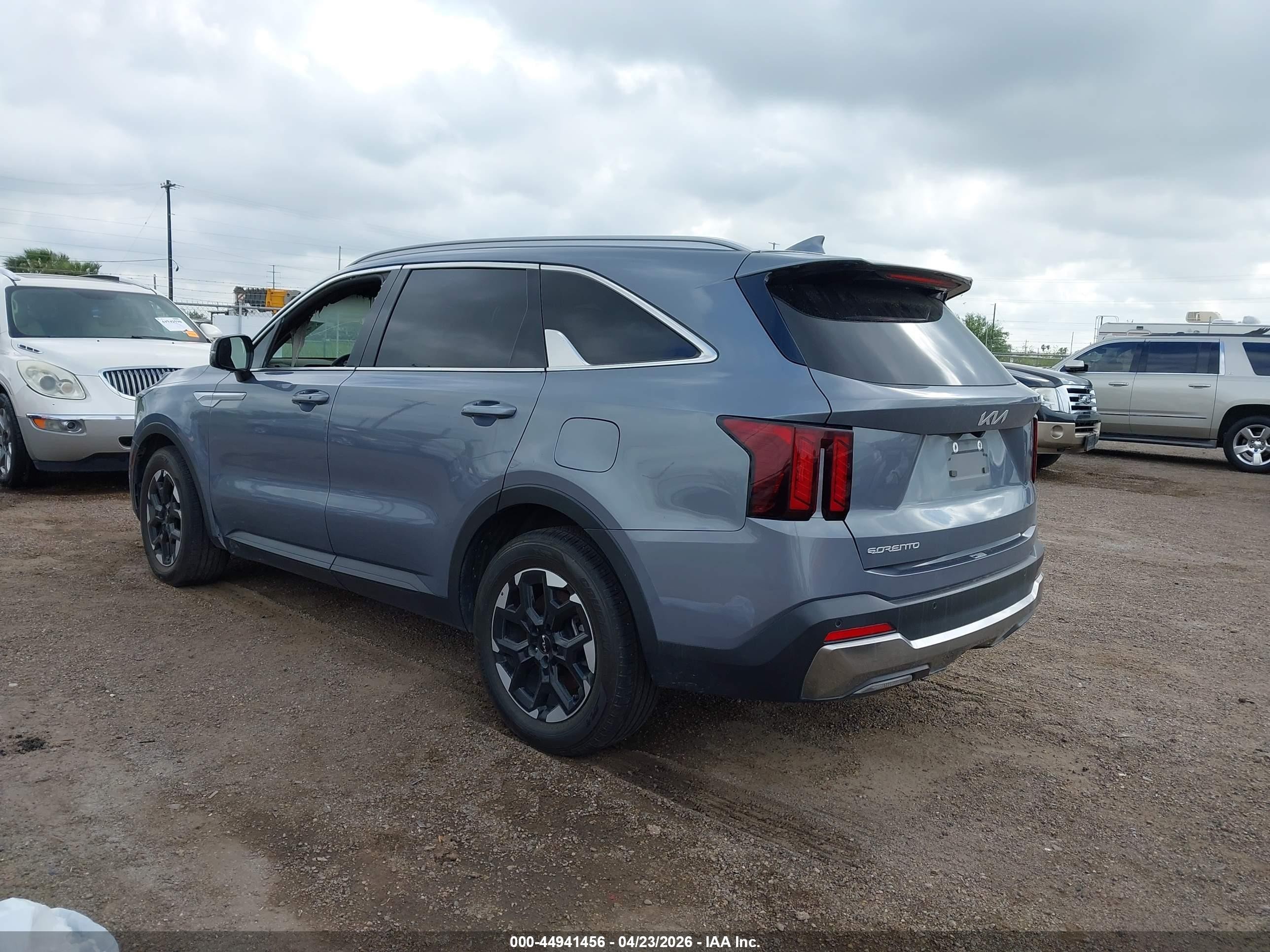 2024 Kia Sorento S Blue vin: 5XYRL4JC0RG294053