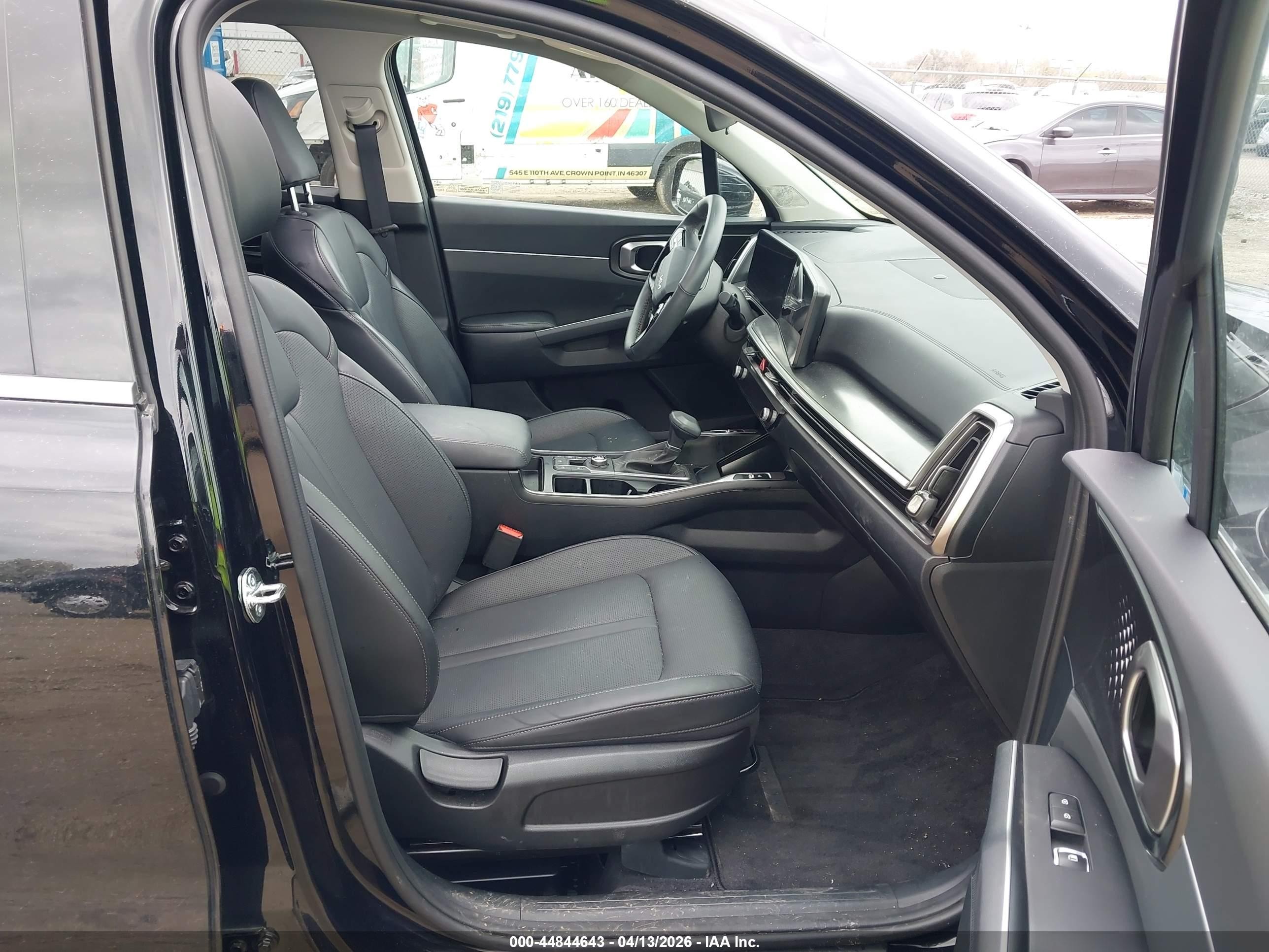 2026 Kia Sorento S Black vin: 5XYRL4JC2TG410327
