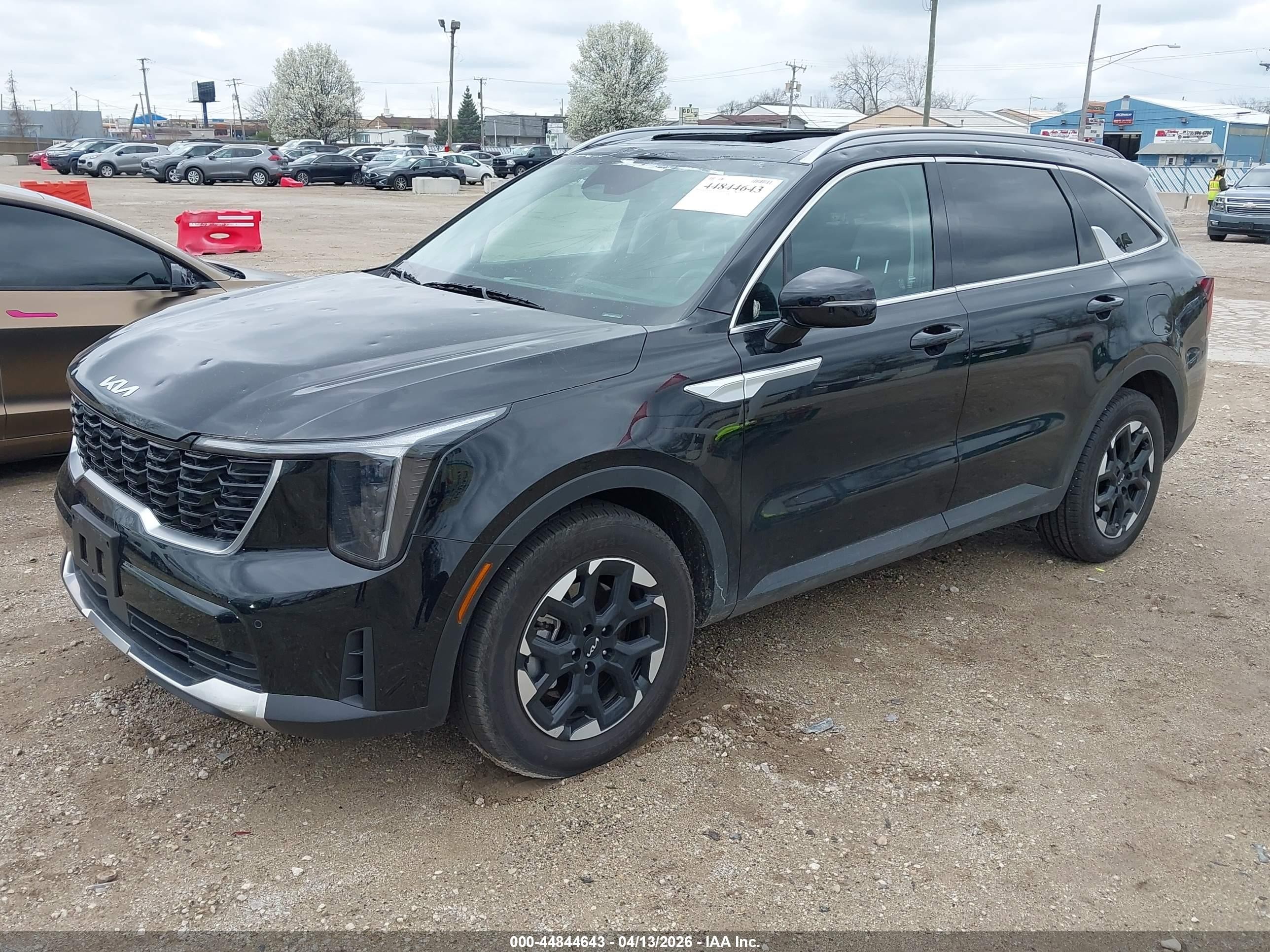2026 Kia Sorento S Black vin: 5XYRL4JC2TG410327