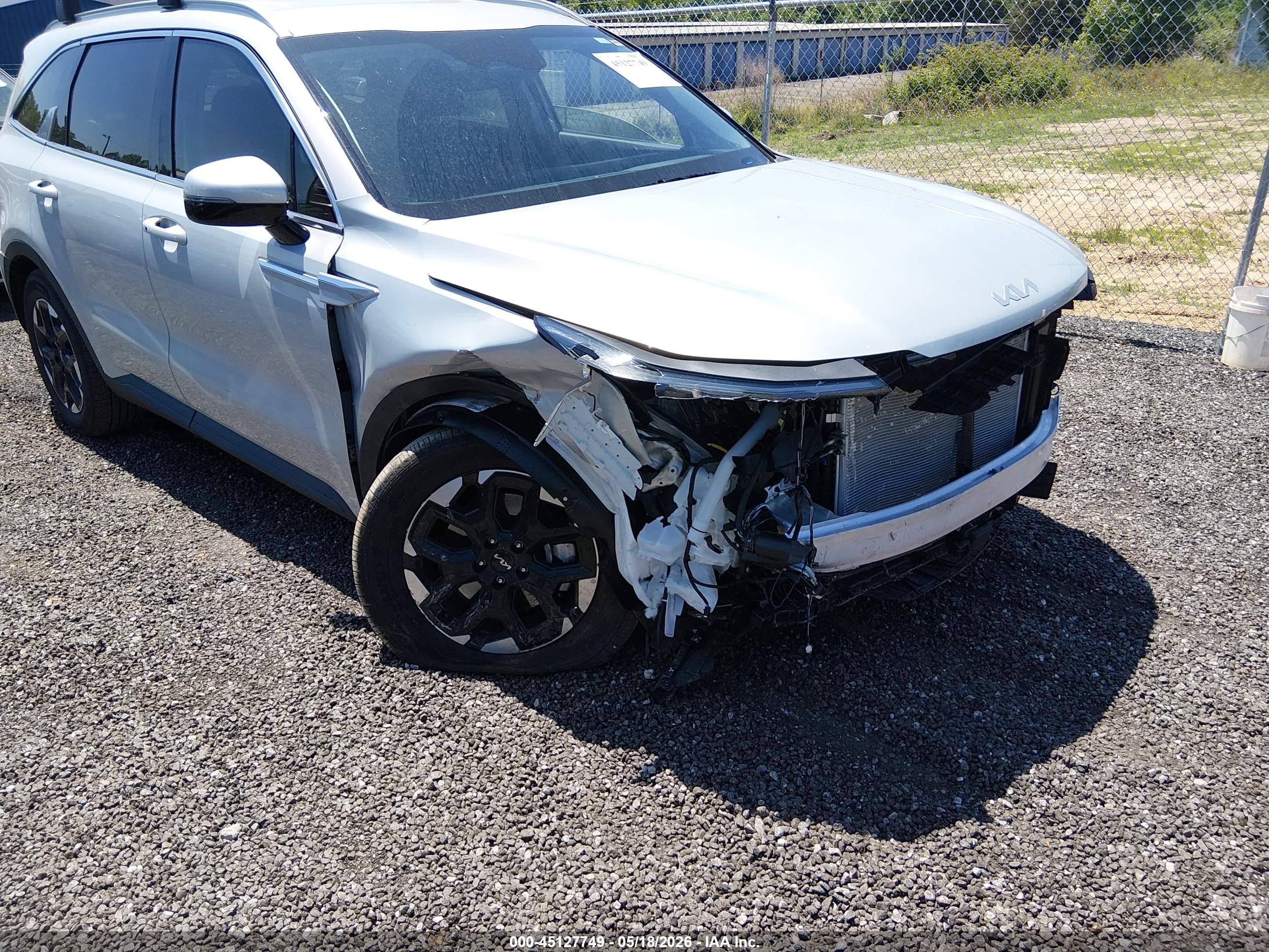 2026 Kia Sorento S Silver vin: 5XYRL4JC6TG431309