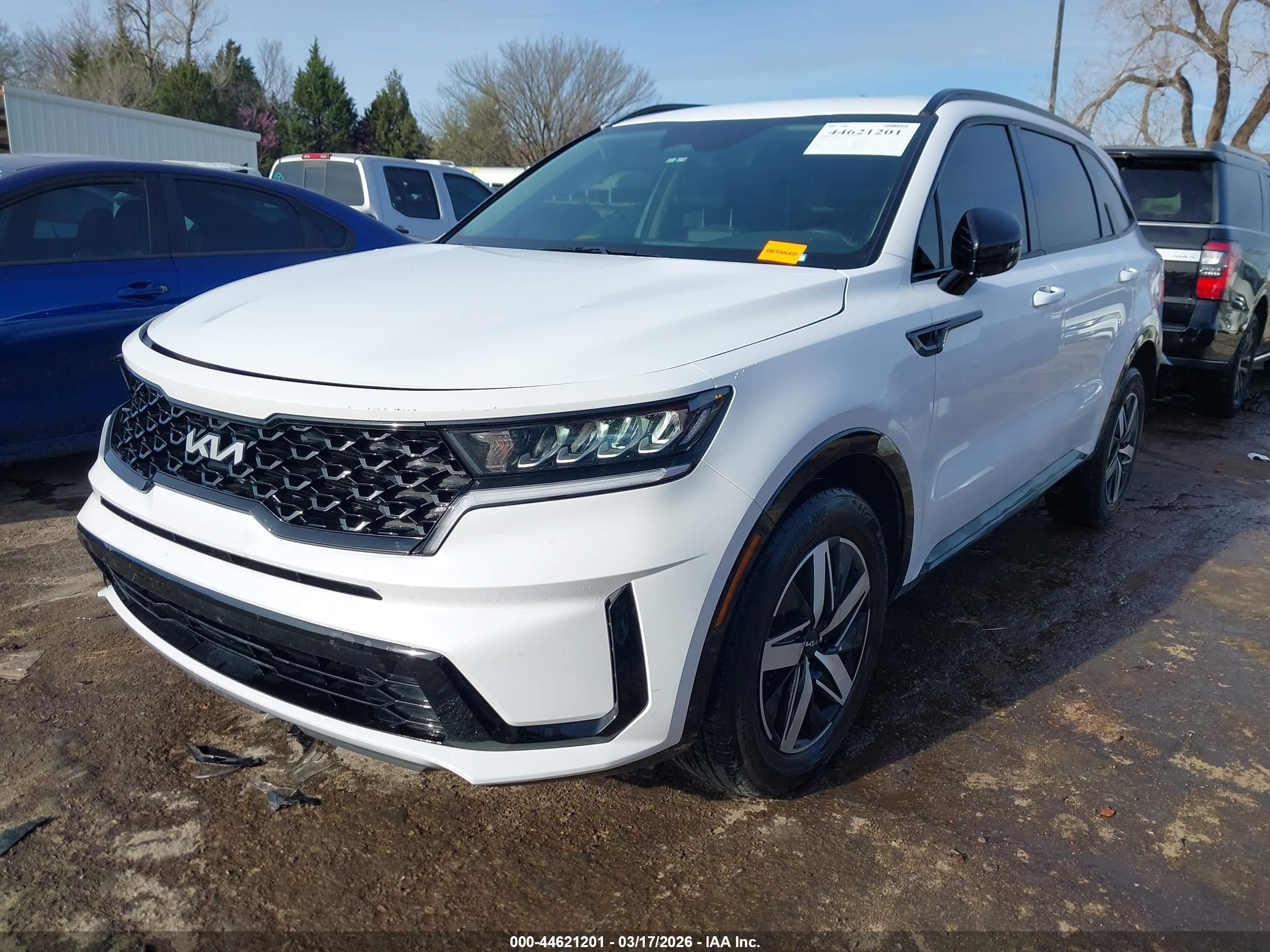 2023 Kia Sorento S White vin: 5XYRL4LC3PG234391