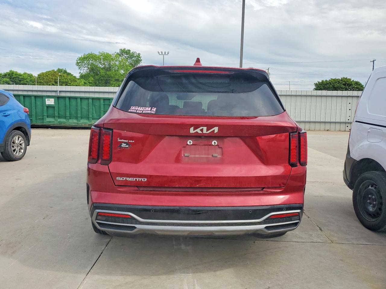 2023 Kia Sorento S Red vin: 5XYRL4LCXPG177607