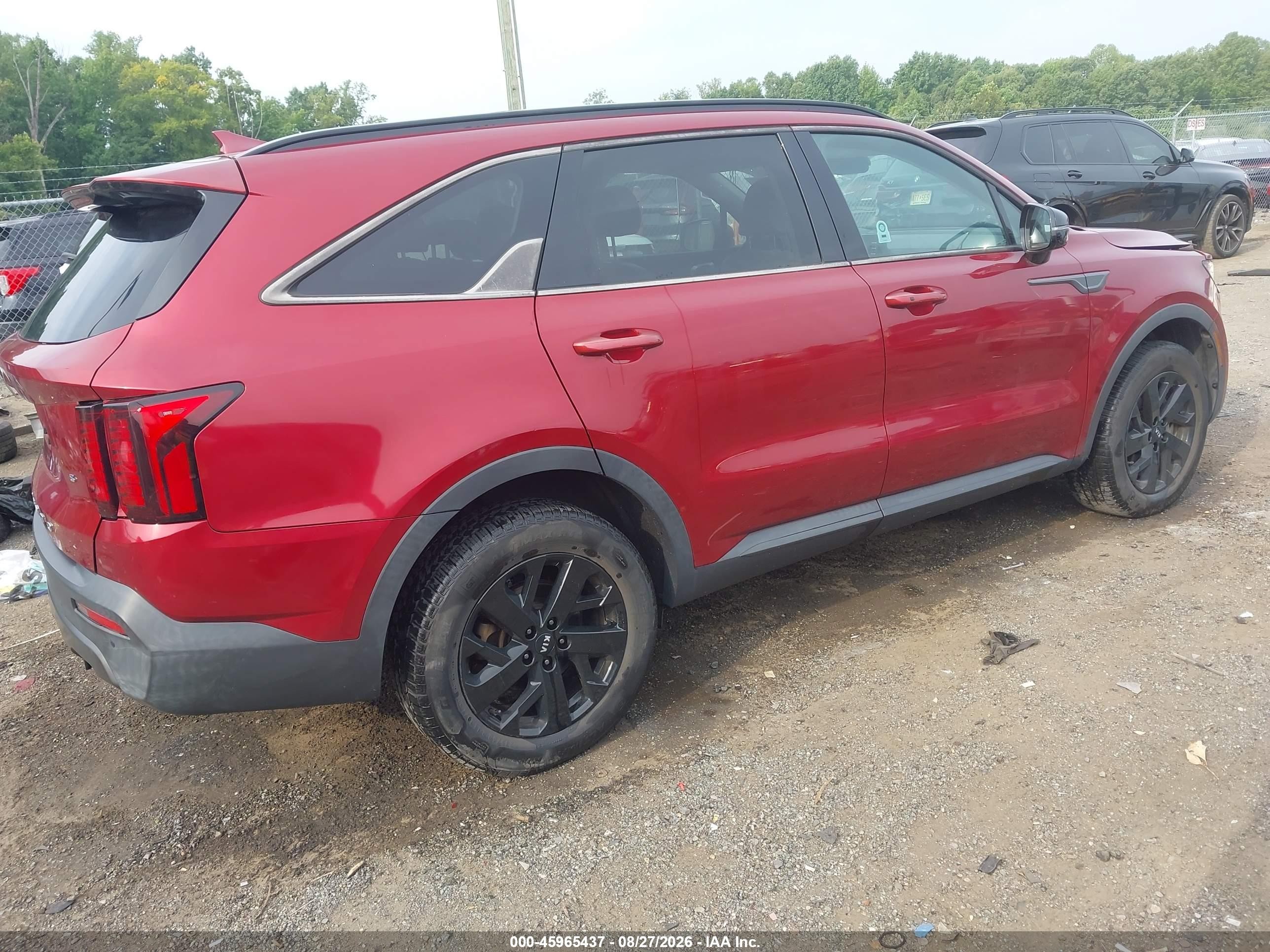 2021 Kia Sorento S Maroon vin: 5XYRLDLC5MG021275
