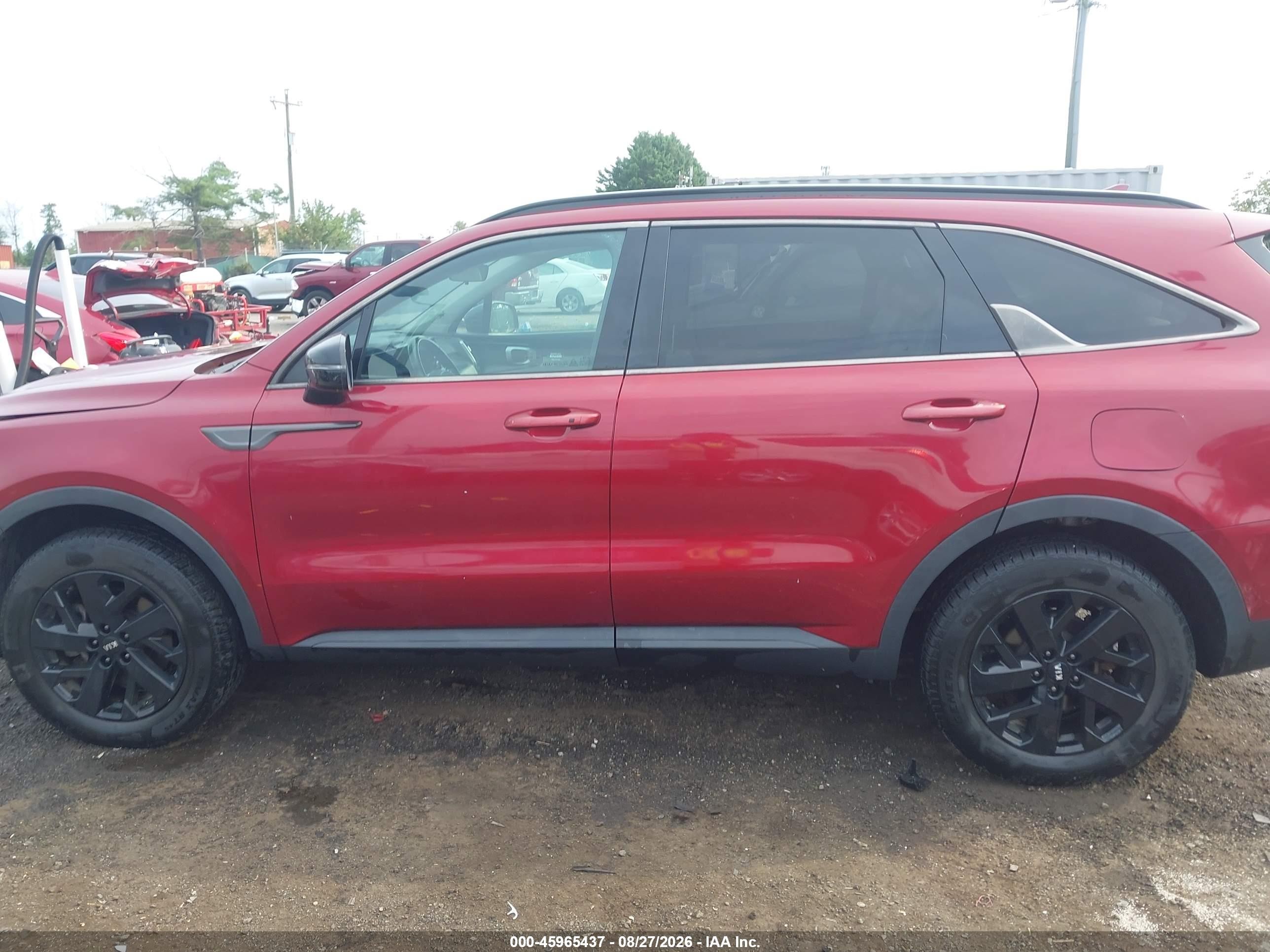 2021 Kia Sorento S Maroon vin: 5XYRLDLC5MG021275