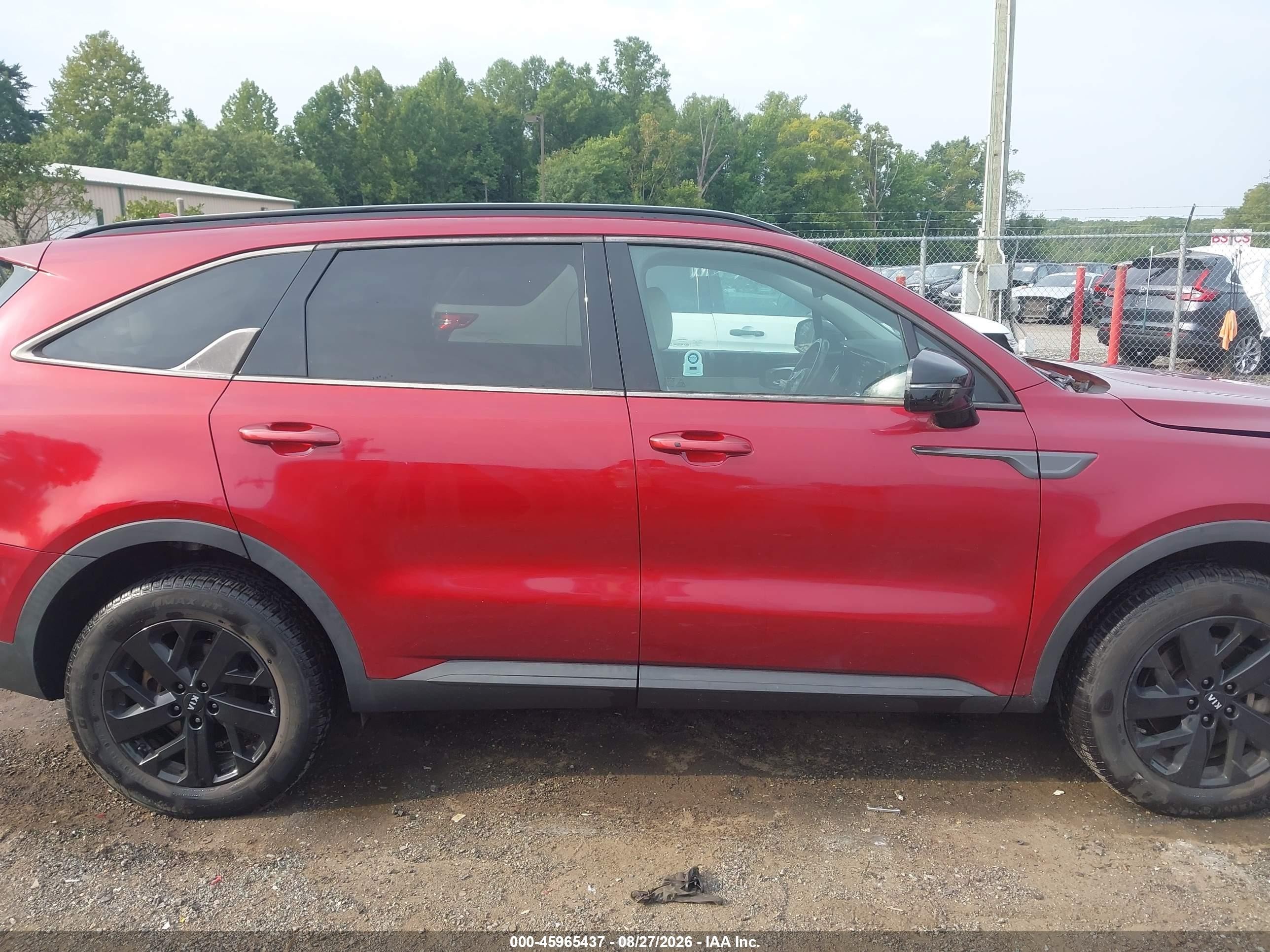2021 Kia Sorento S Maroon vin: 5XYRLDLC5MG021275
