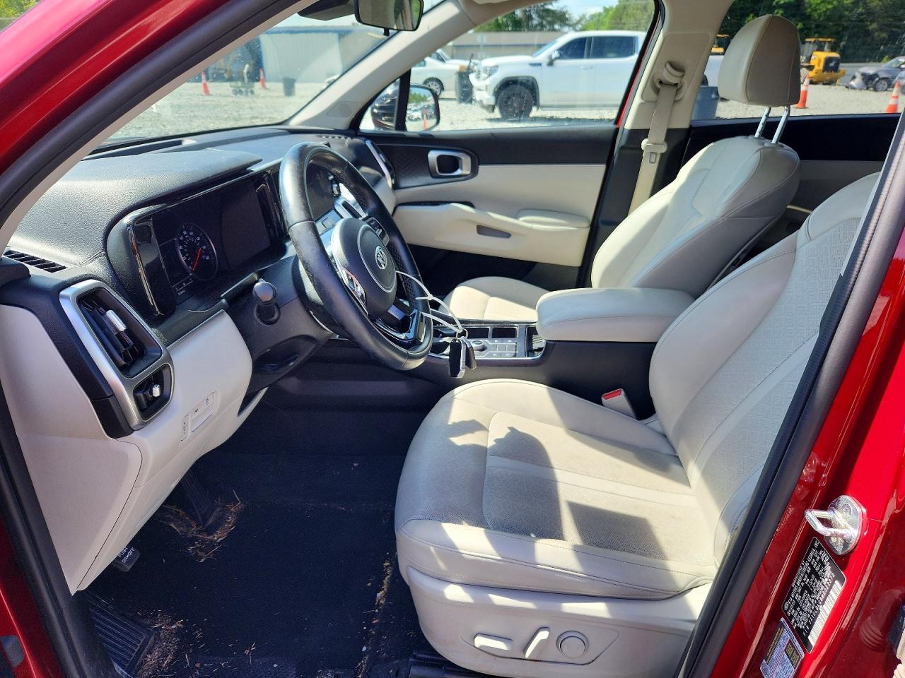 2021 Kia Sorento S Red vin: 5XYRLDLC8MG022372