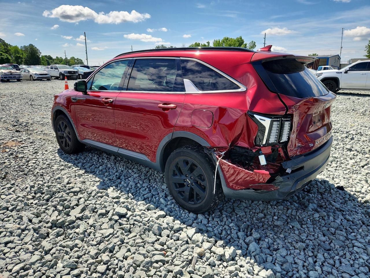 2021 Kia Sorento S Red vin: 5XYRLDLC8MG022372