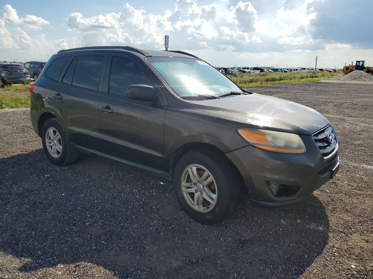 2011 Hyundai Santa Fe Gls Brown vin: 5XYZG3AB0BG010870