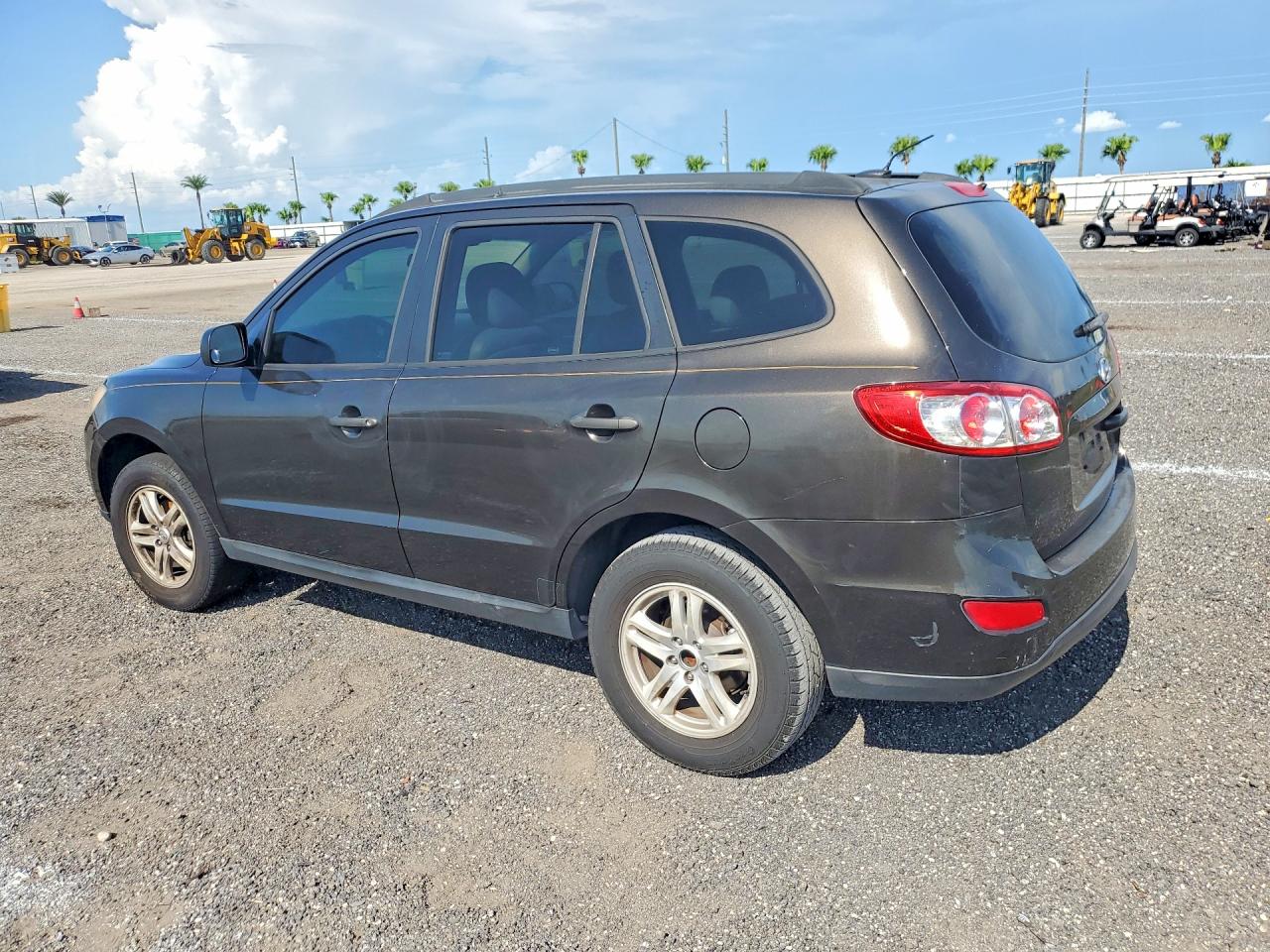 2011 Hyundai Santa Fe Gls Brown vin: 5XYZG3AB0BG010870