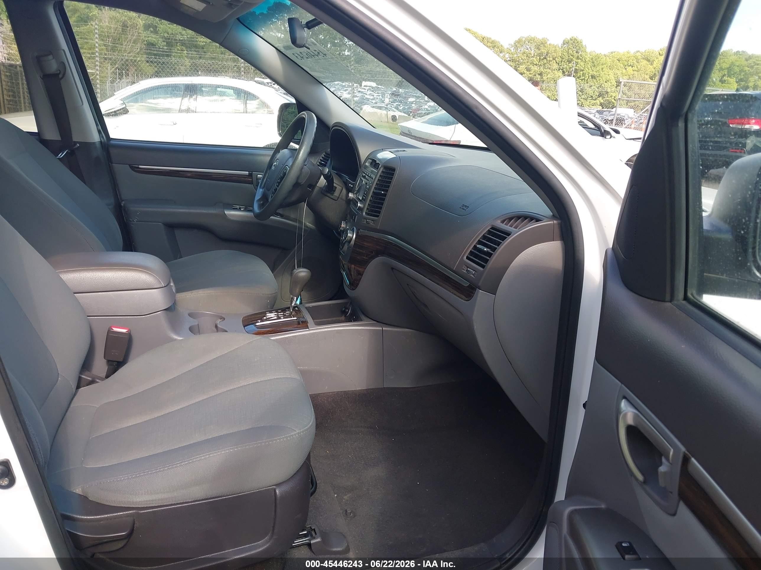 2011 Hyundai Santa Fe Gls White vin: 5XYZG3AB0BG013347