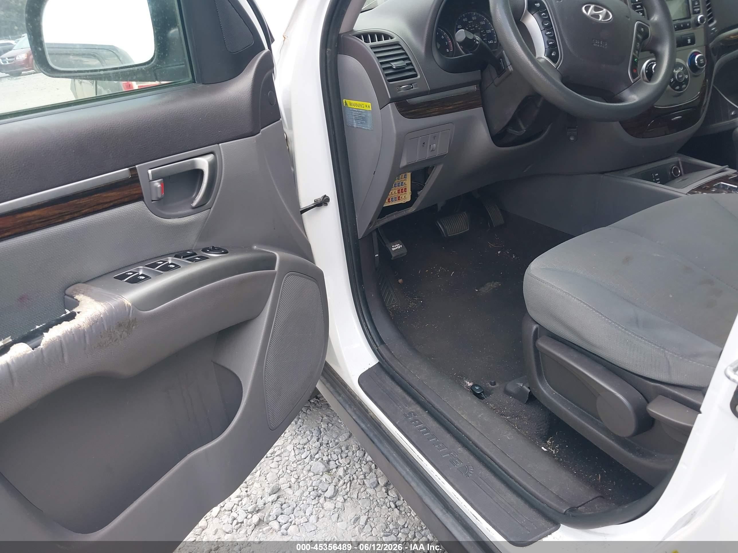 2011 Hyundai Santa Fe Gls White vin: 5XYZG3AB0BG018371