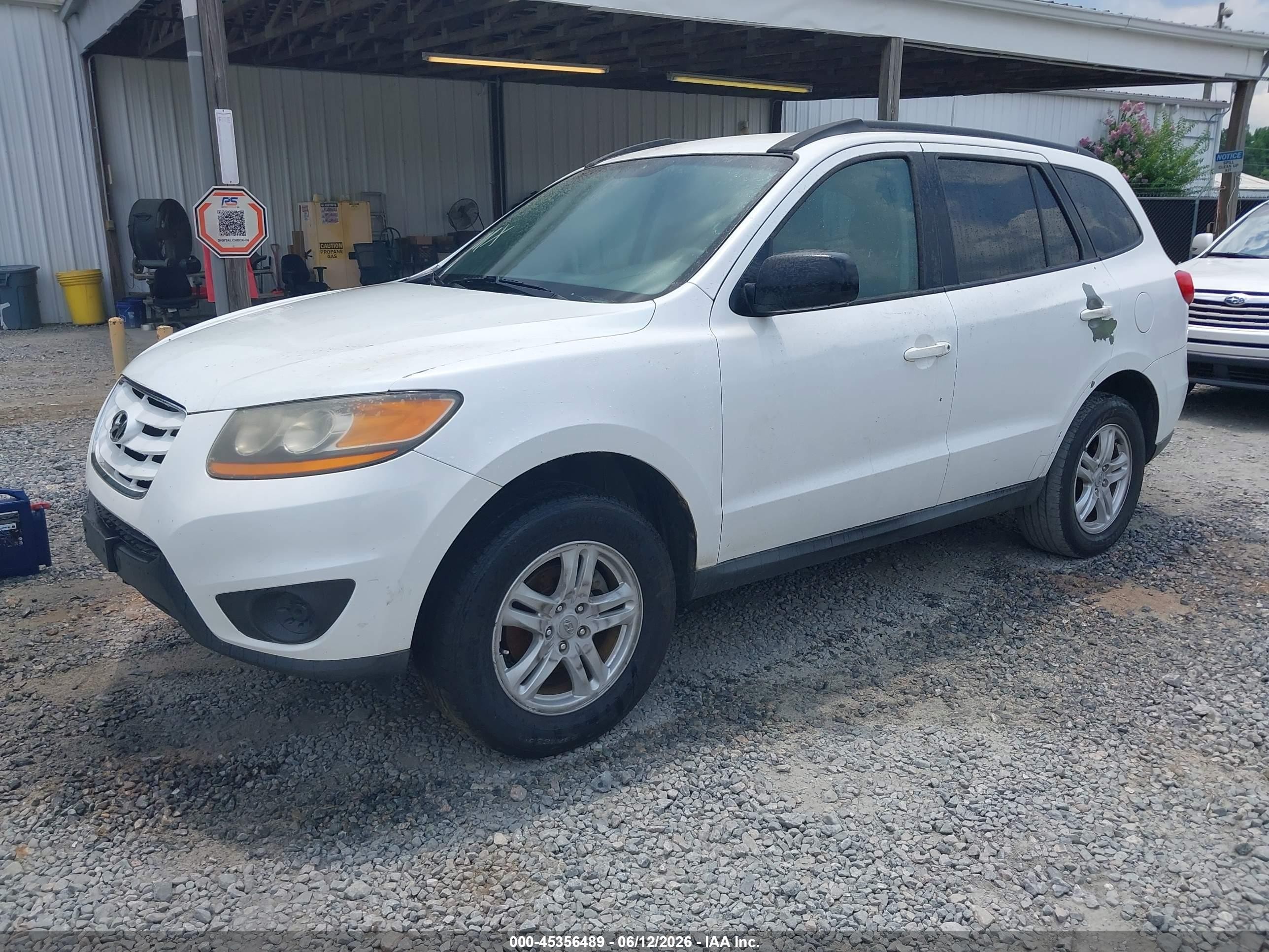 2011 Hyundai Santa Fe Gls White vin: 5XYZG3AB0BG018371