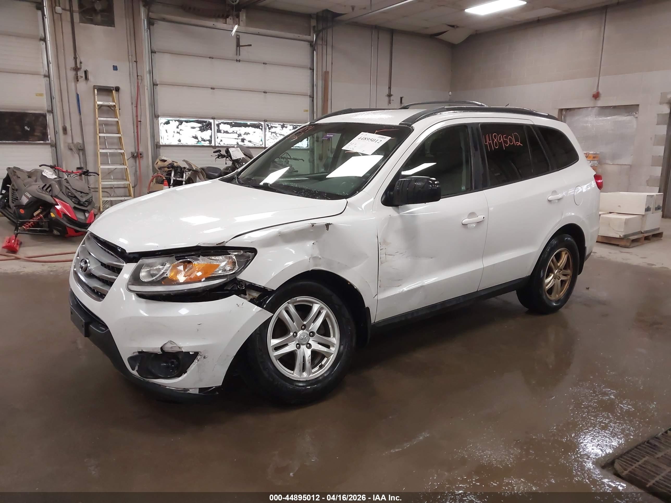 2012 Hyundai Santa Fe Gls Белый vin: 5XYZG3AB0CG130914