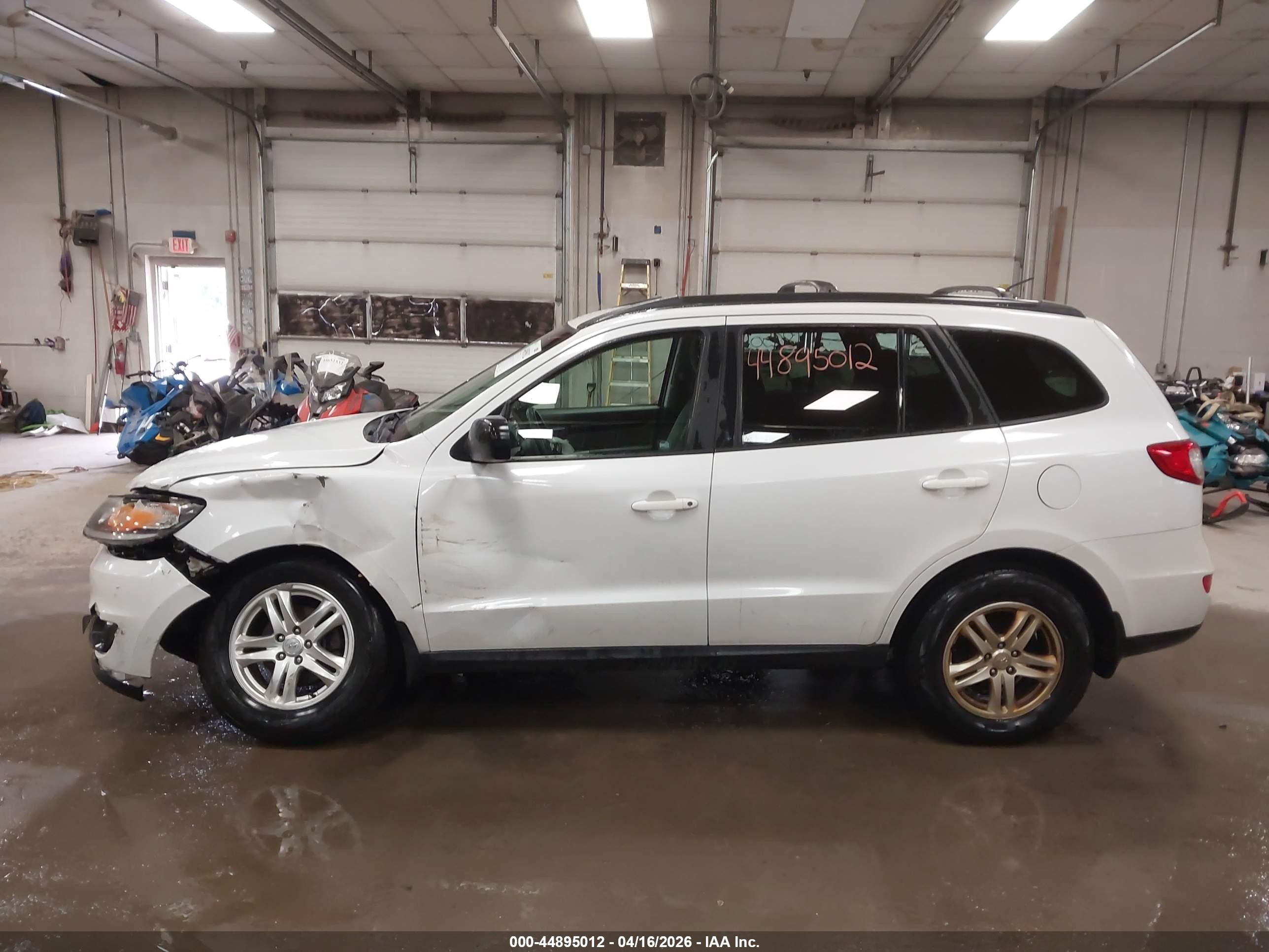 2012 Hyundai Santa Fe Gls Белый vin: 5XYZG3AB0CG130914