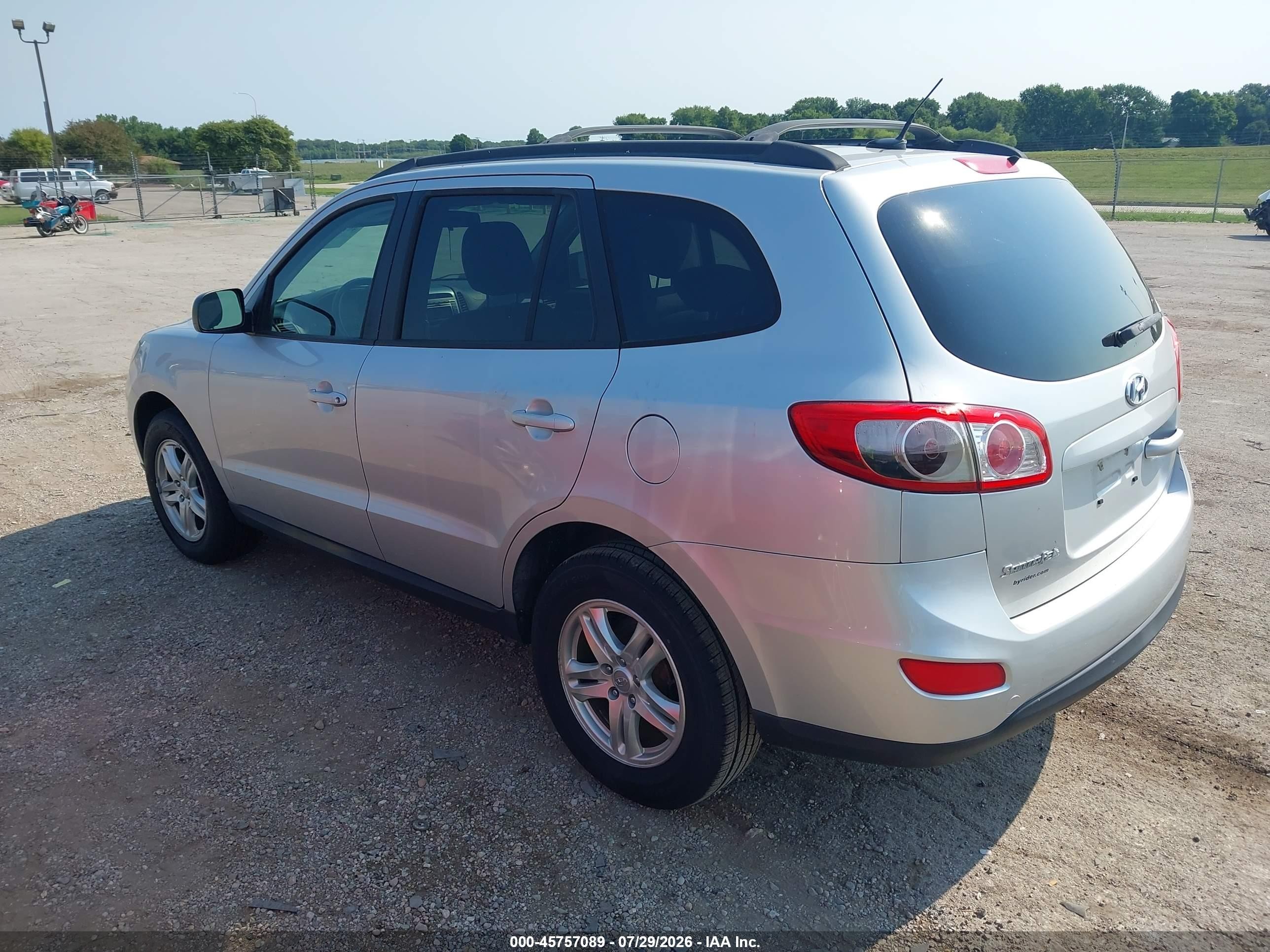 2012 Hyundai Santa Fe Gls Silver vin: 5XYZG3AB0CG133571