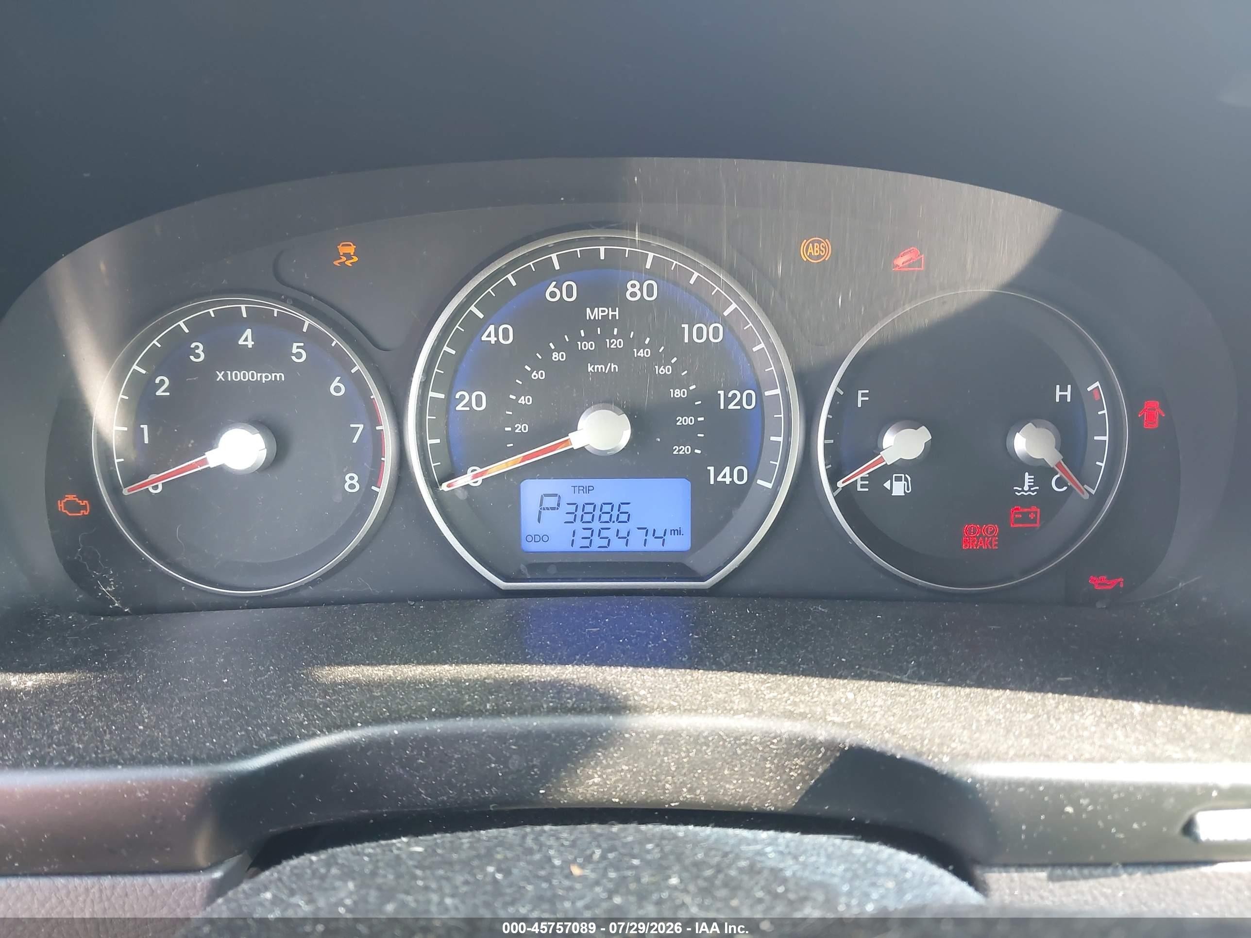 2012 Hyundai Santa Fe Gls Silver vin: 5XYZG3AB0CG133571