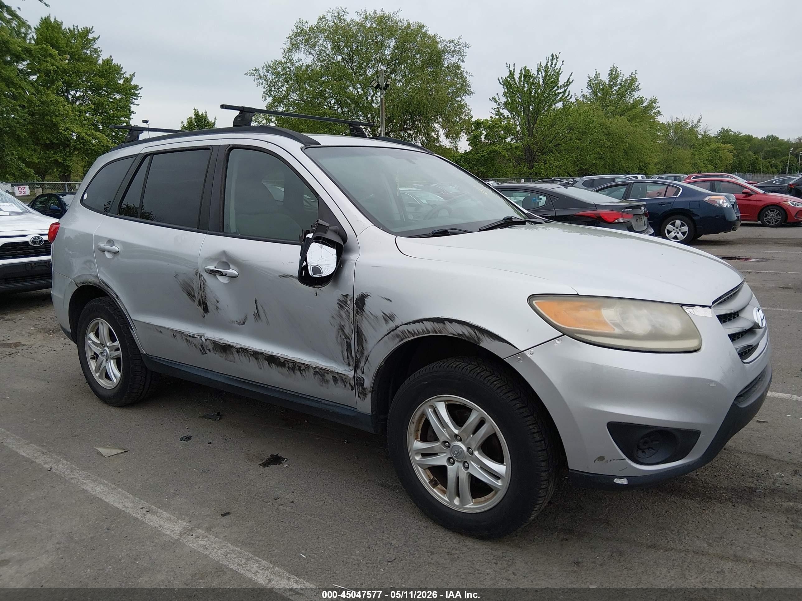 2012 Hyundai Santa Fe Gls Silver vin: 5XYZG3AB0CG137622