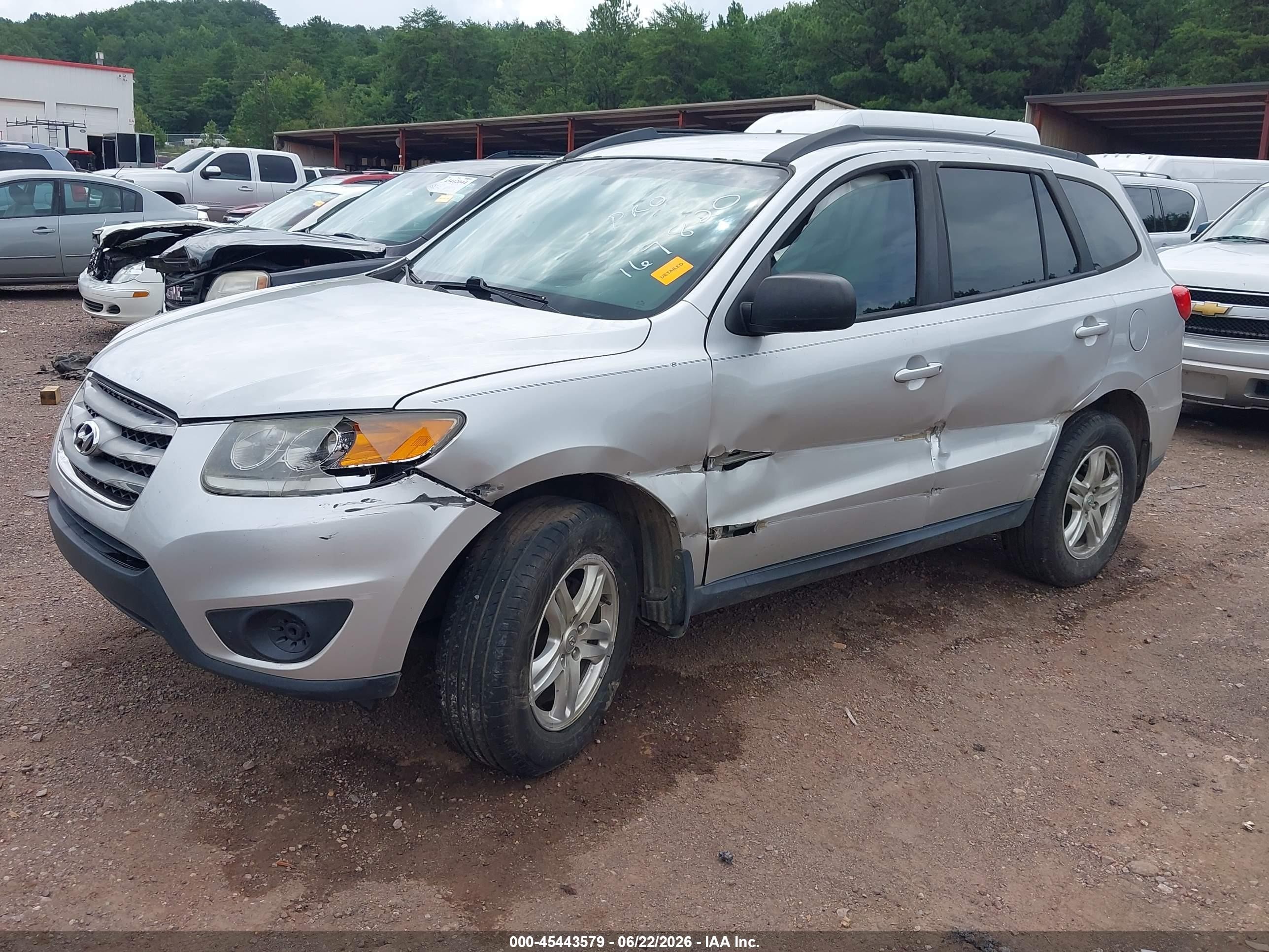 2012 Hyundai Santa Fe Gls Silver vin: 5XYZG3AB0CG167820