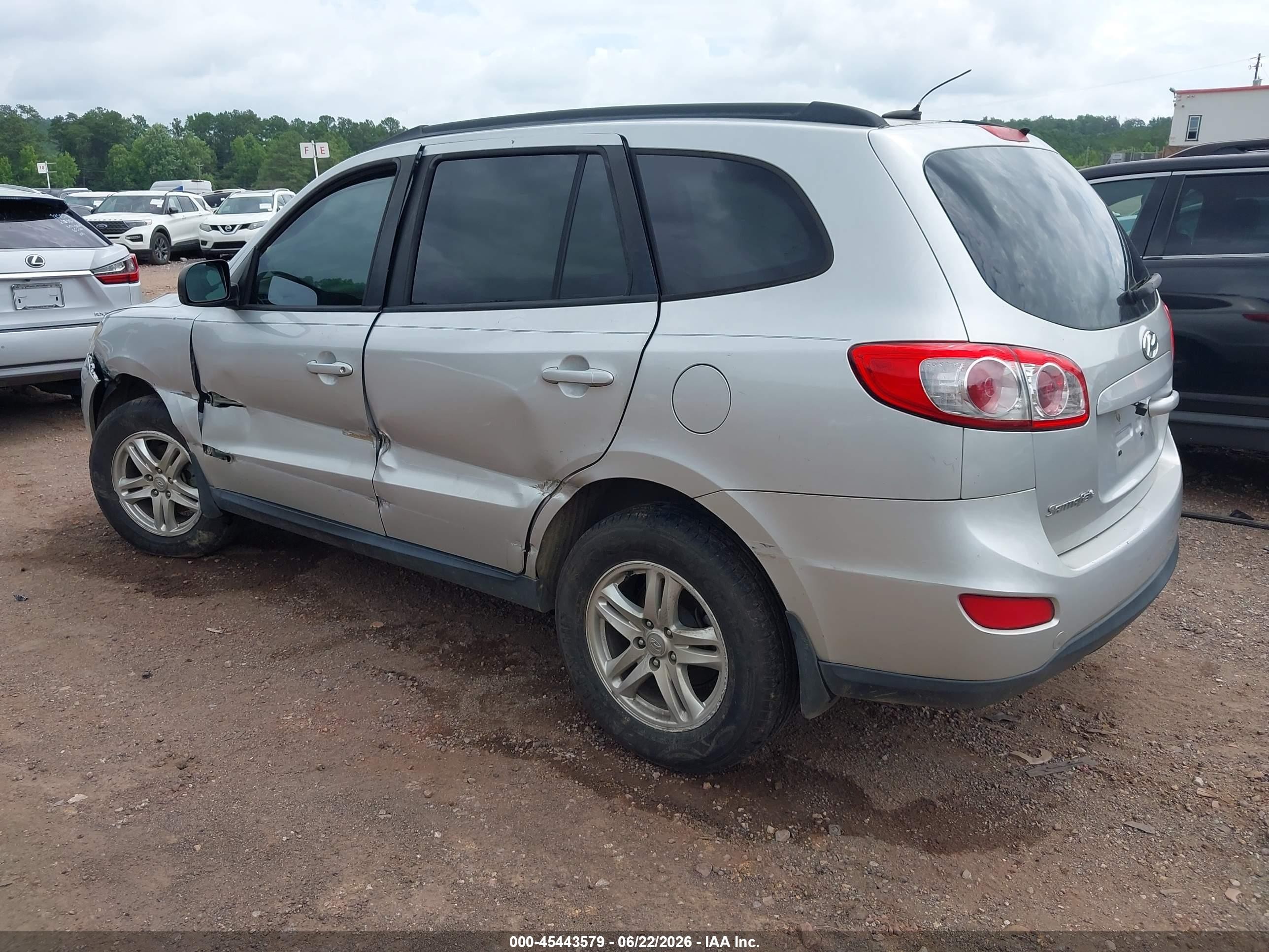 2012 Hyundai Santa Fe Gls Silver vin: 5XYZG3AB0CG167820